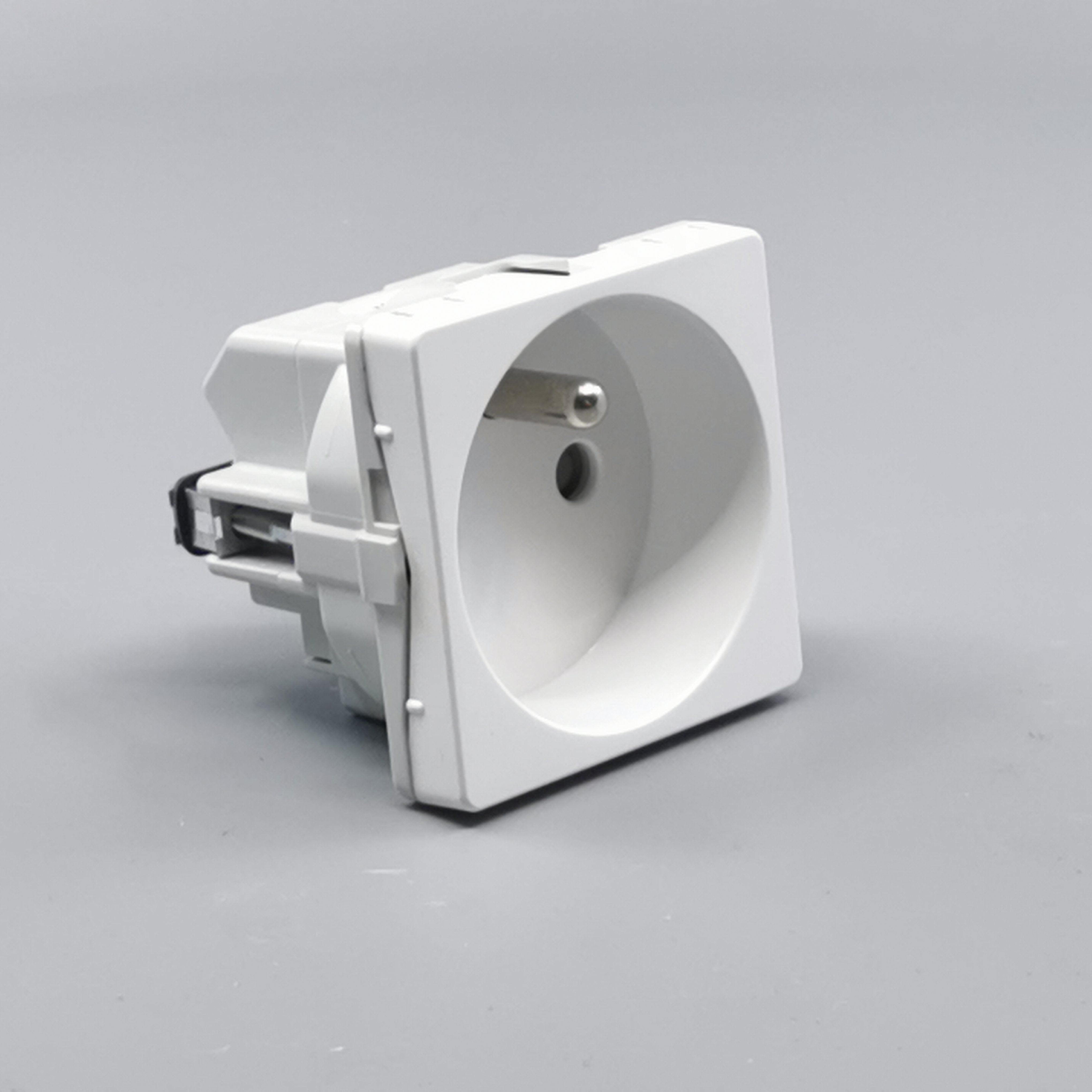 Fuga stikkontakt m. pindjord 1 modul 2-pol - hvid