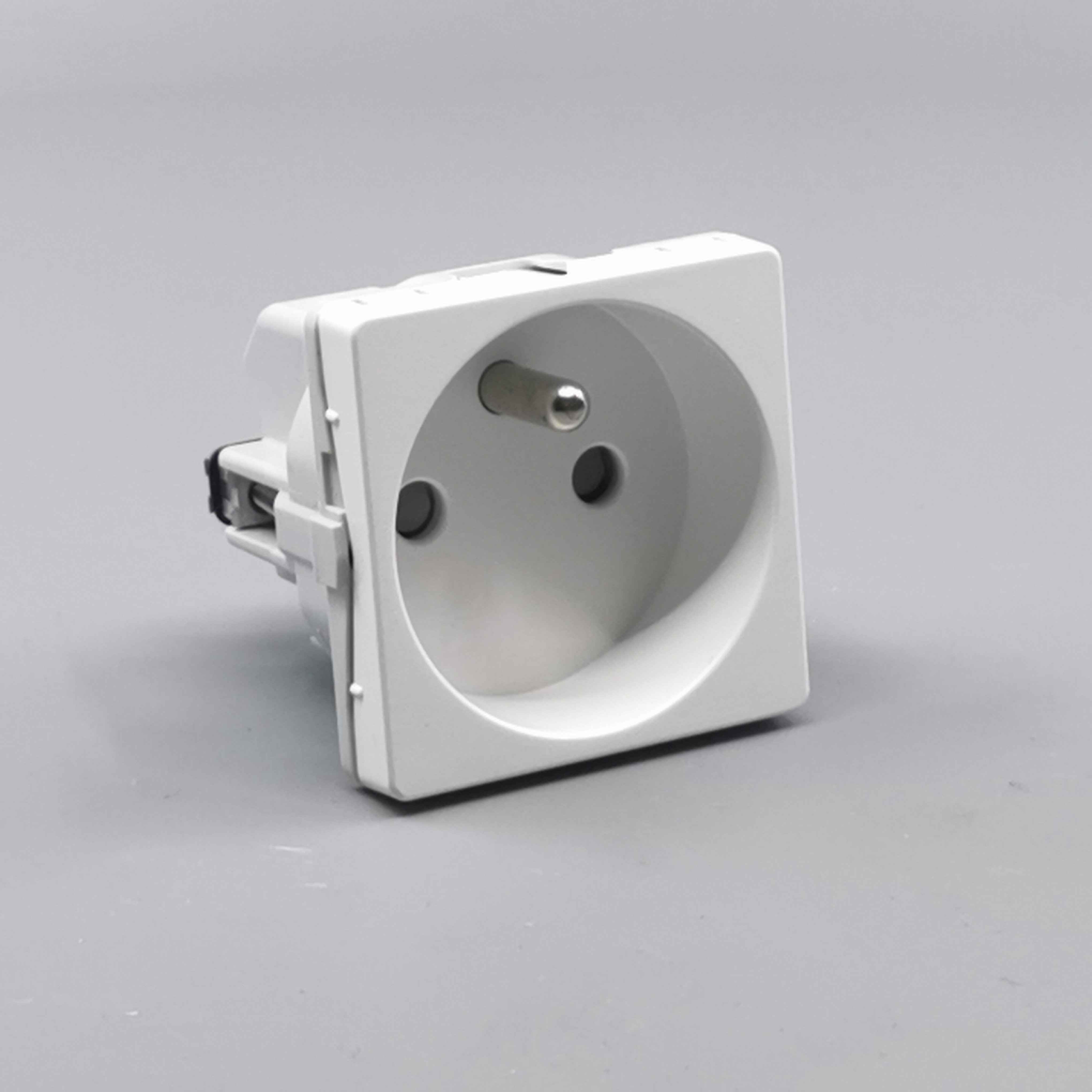 Fuga stikkontakt m. pindjord 1 modul 2-pol - hvid