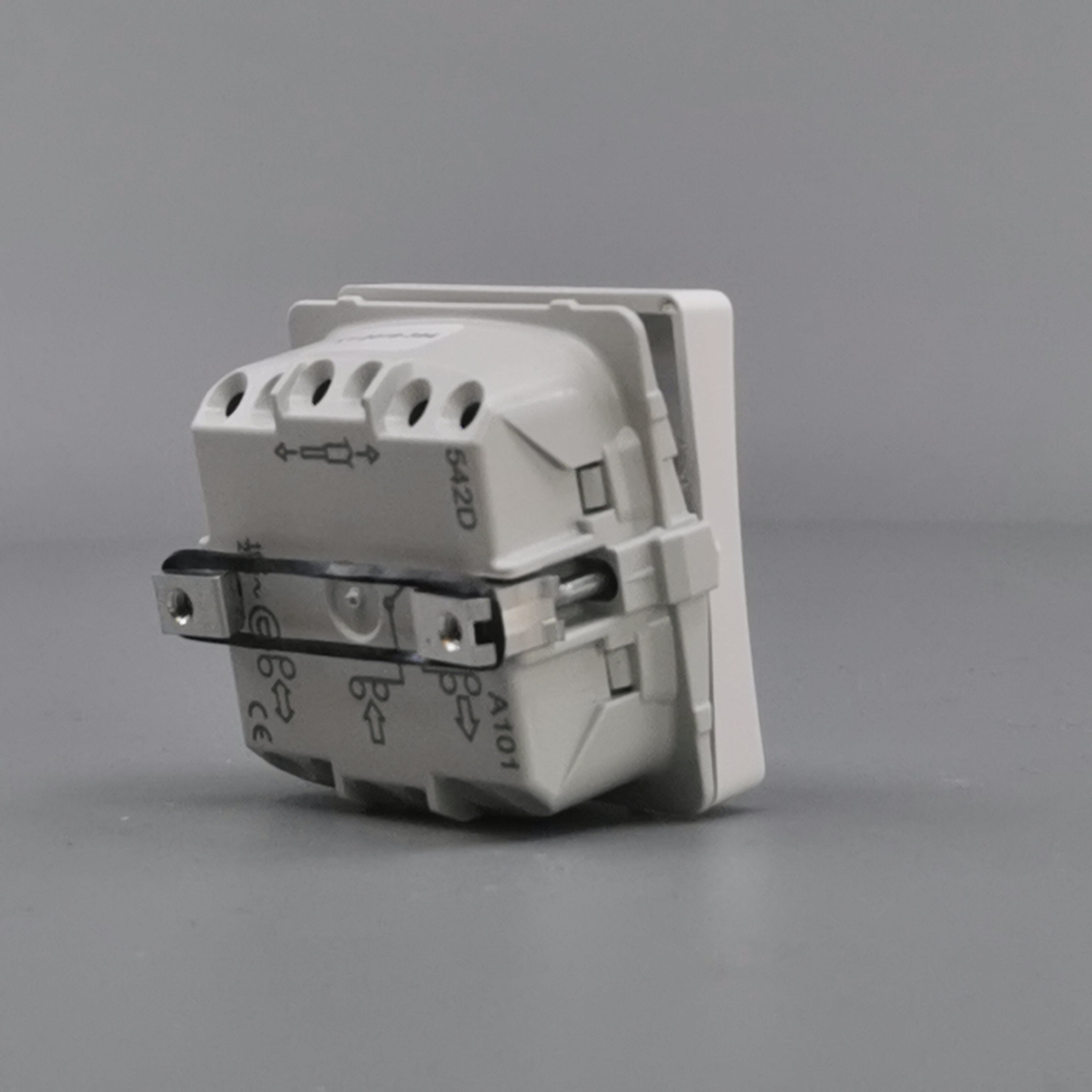 LK Fuga afbryder med sløjfeklemme 16A 1-pol - hvid