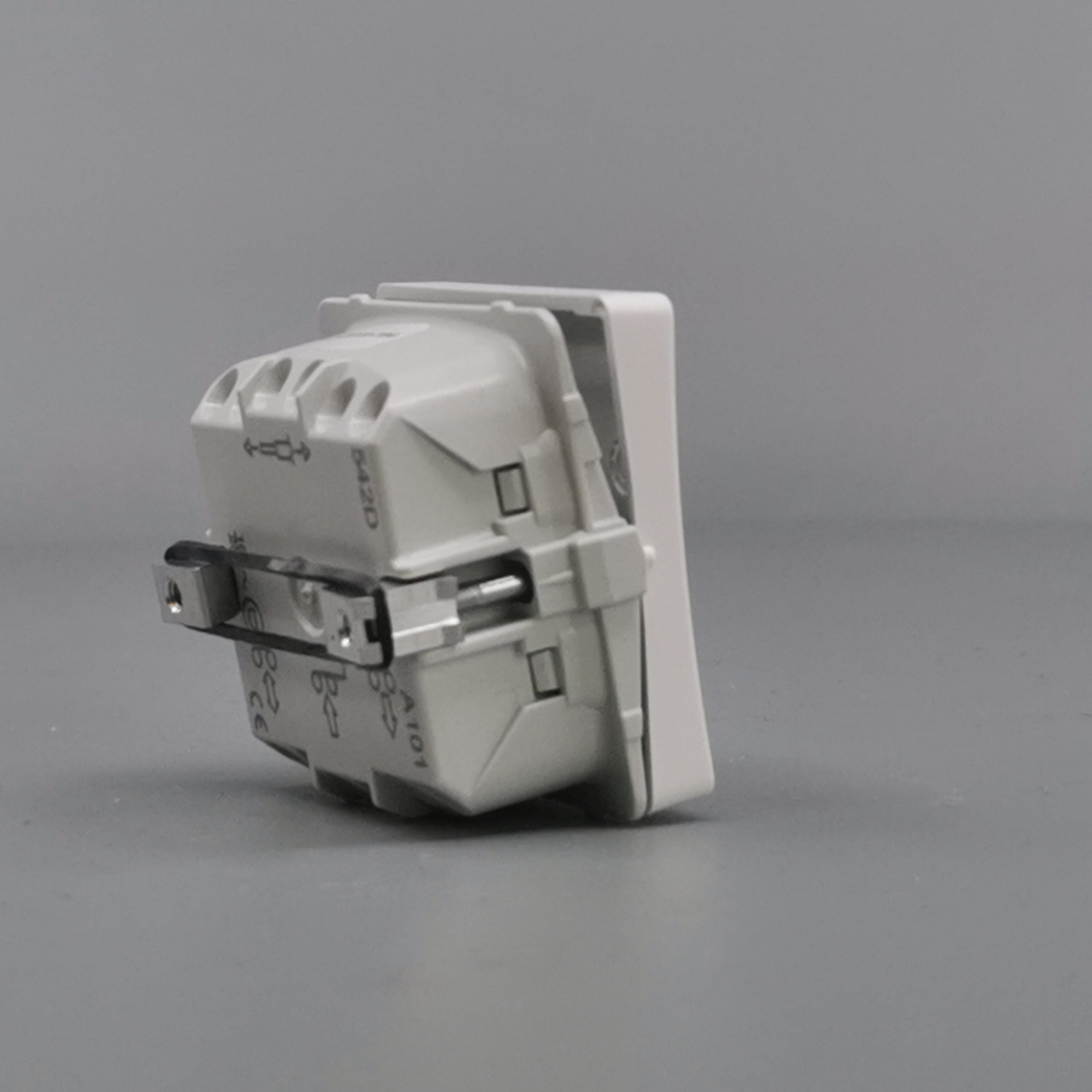 LK Fuga afbryder med sløjfeklemme 16A 1-pol - hvid