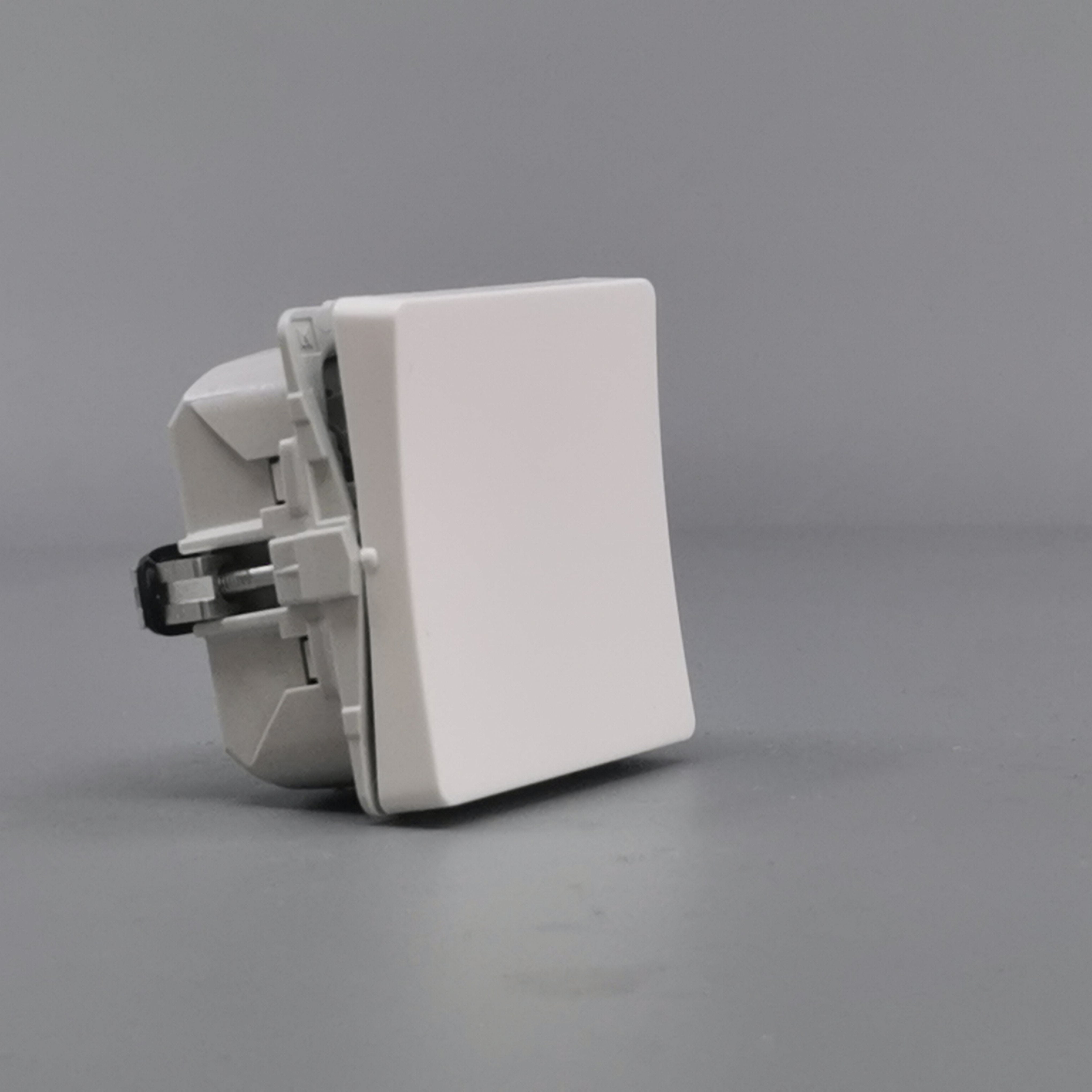 LK Fuga afbryder med sløjfeklemme 16A 1-pol - hvid