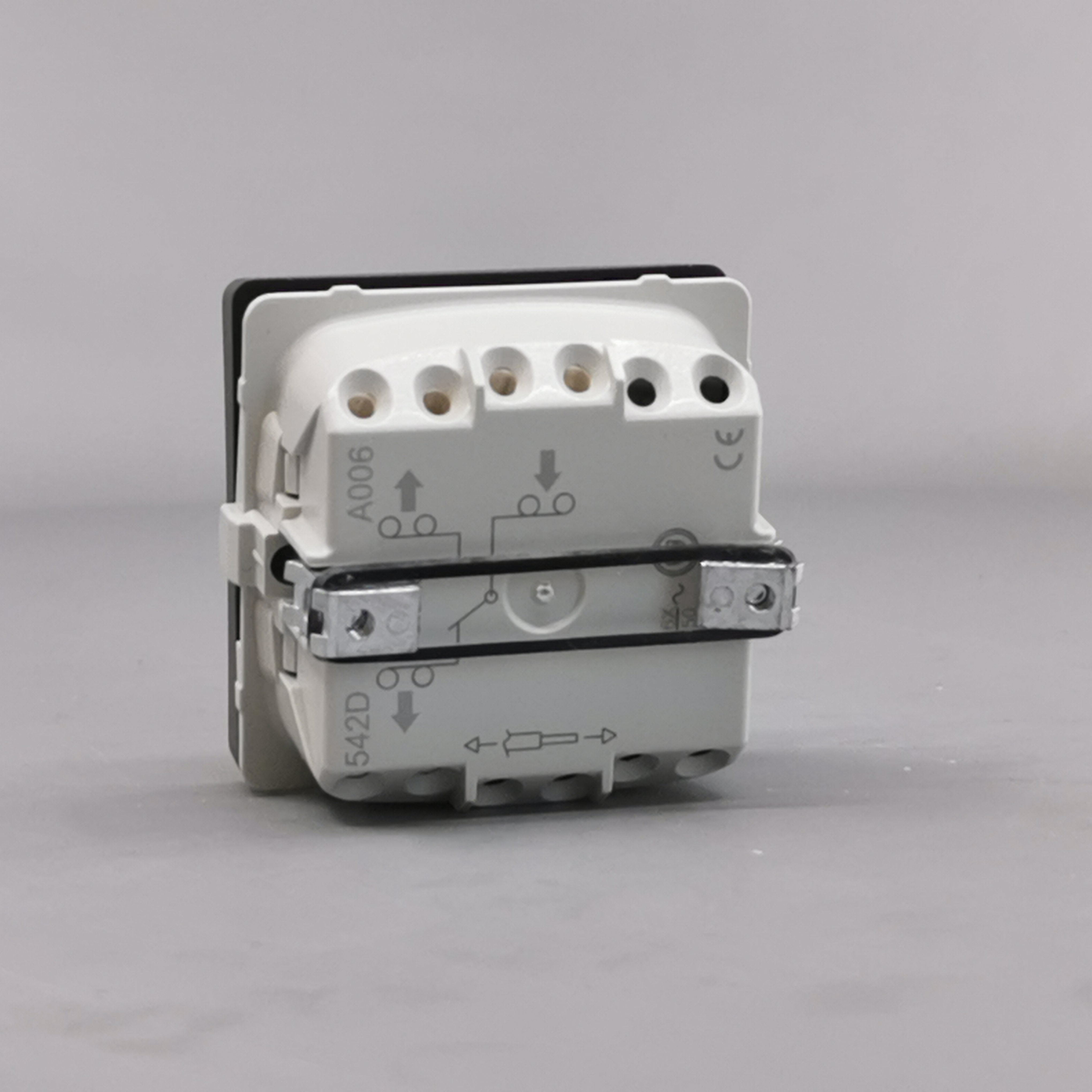 LK FUGA® afbryder korrespondance 16A, koksgrå