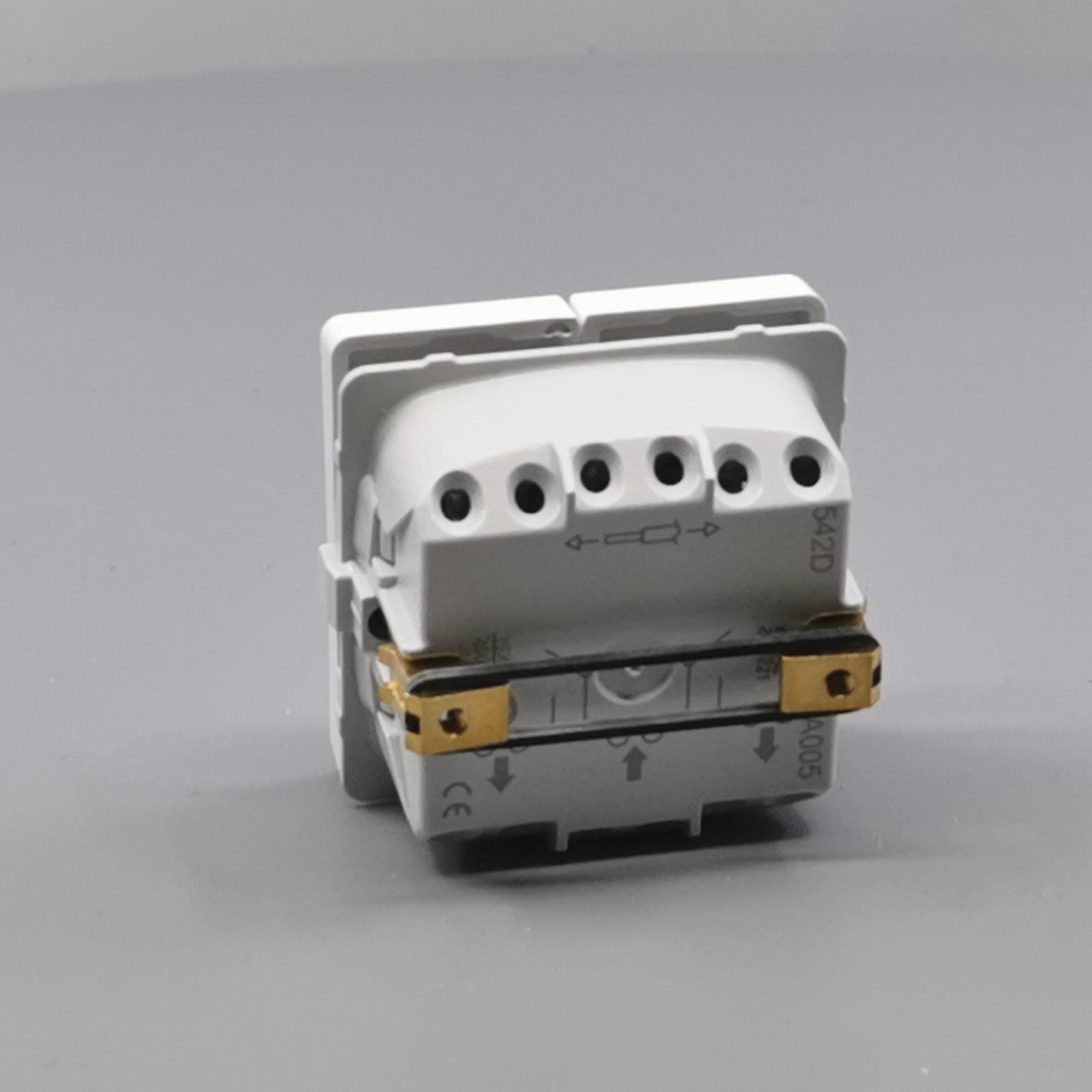 LK Fuga krone afbryder 16A - hvid