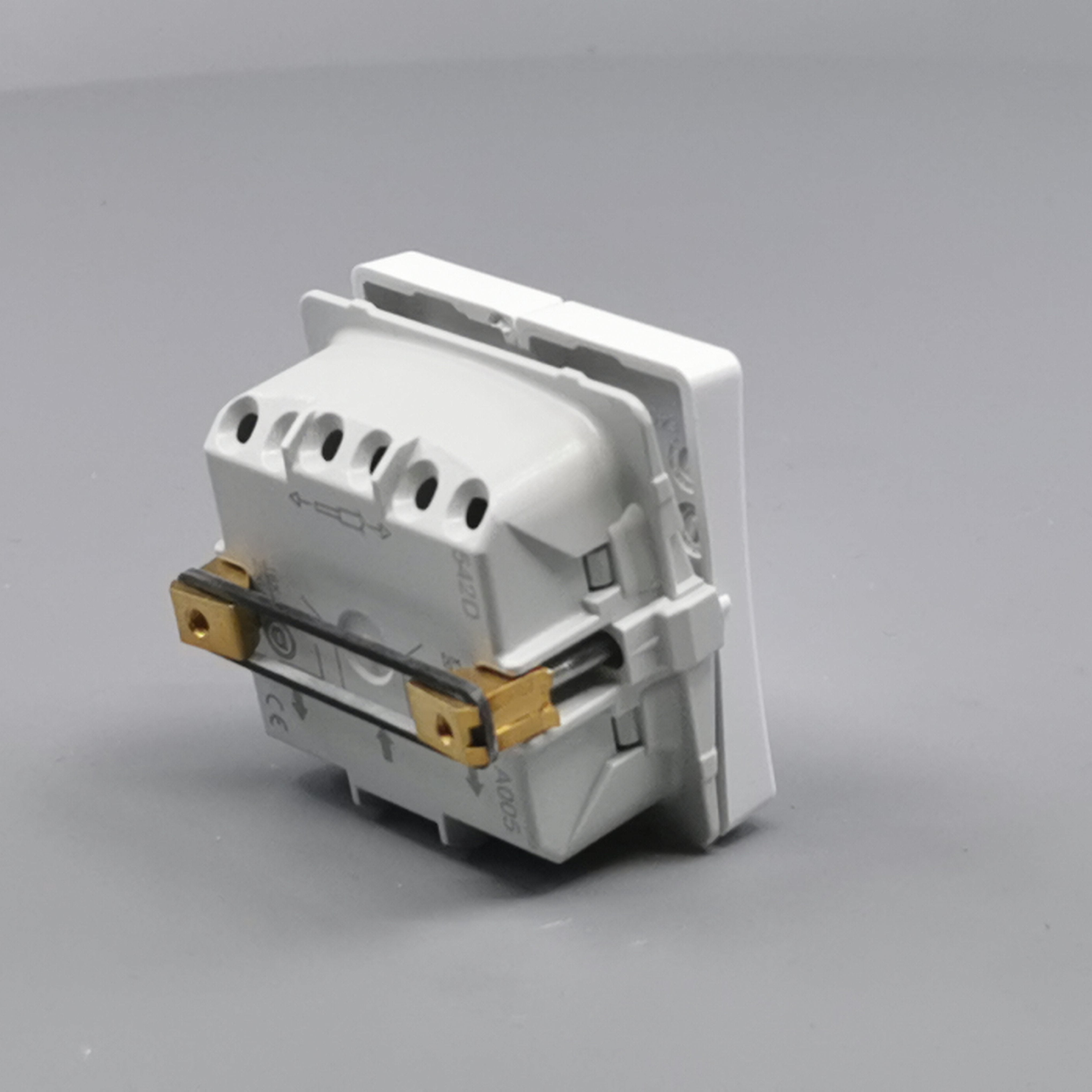 LK Fuga krone afbryder 16A - hvid