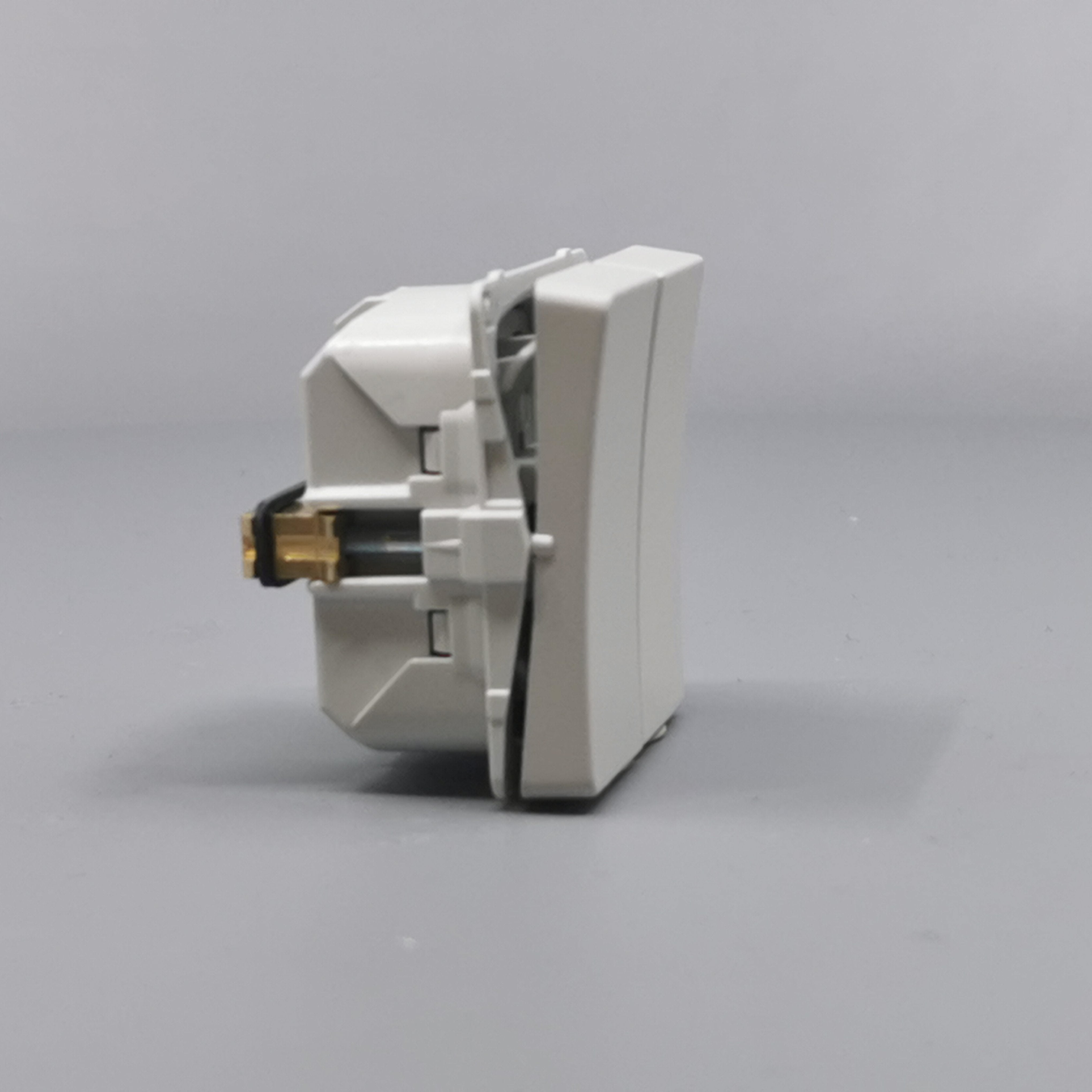 LK Fuga krone afbryder 16A - lysegrå