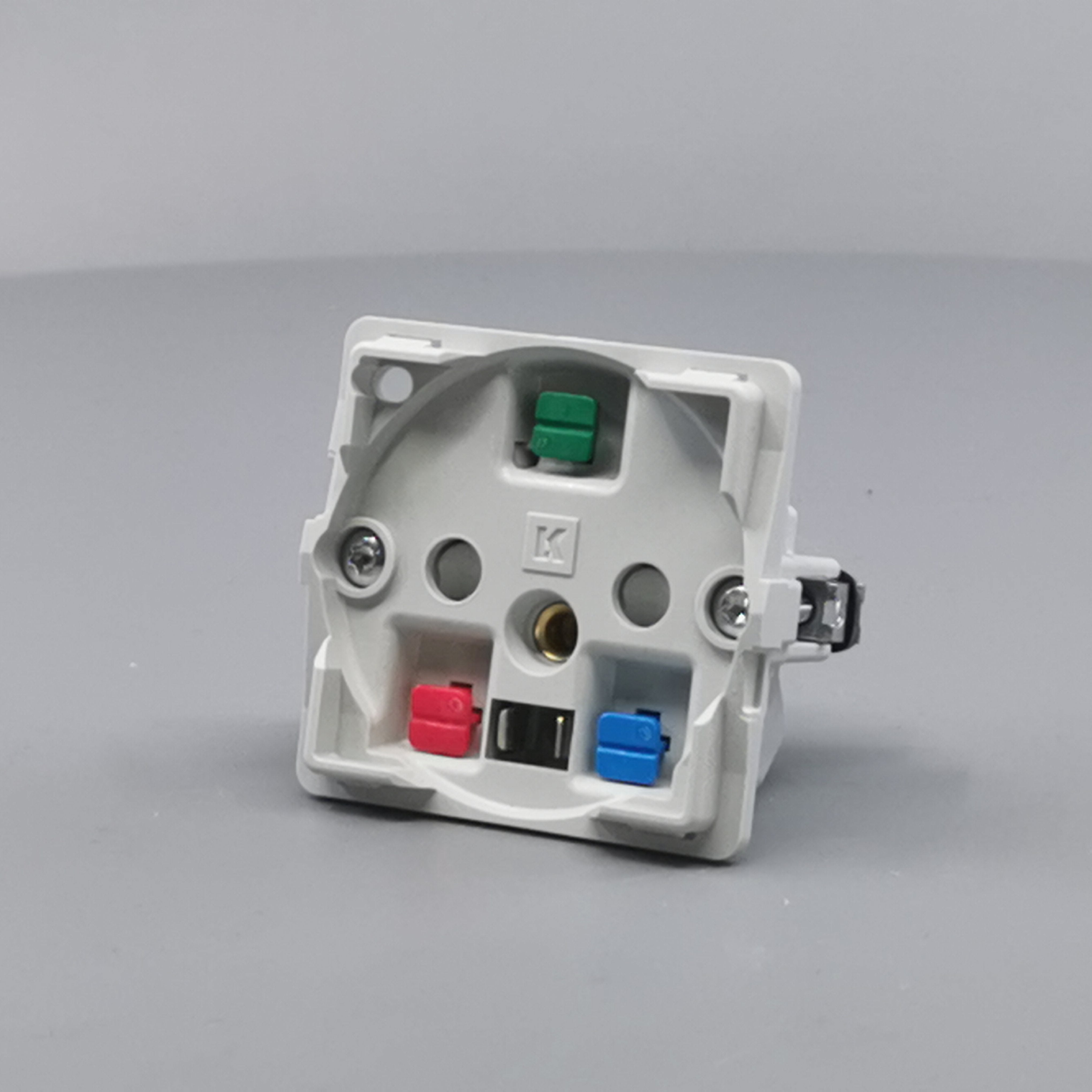 Fuga 1m stikkontakt m/jord uden afdækning