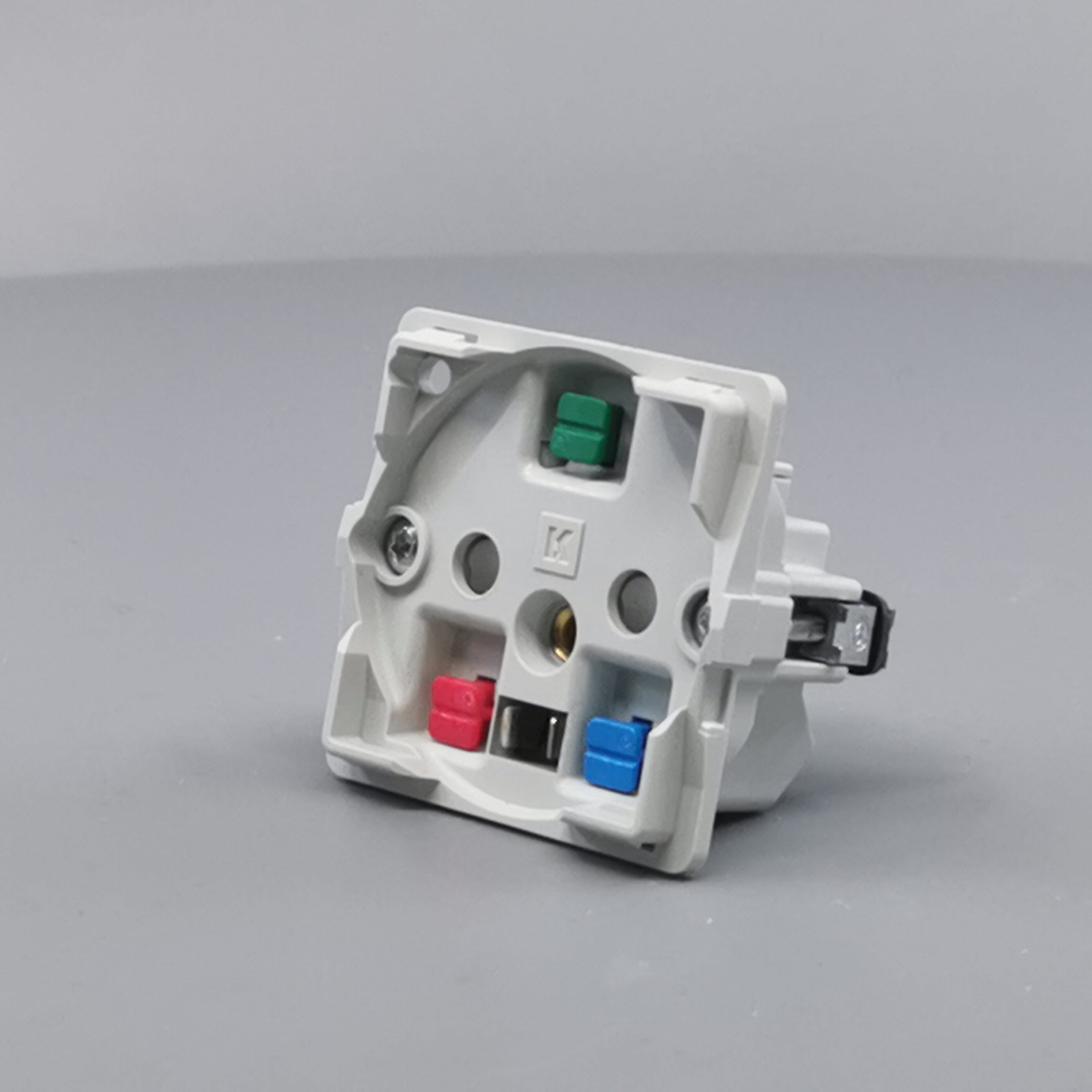 Fuga 1m stikkontakt m/jord uden afdækning