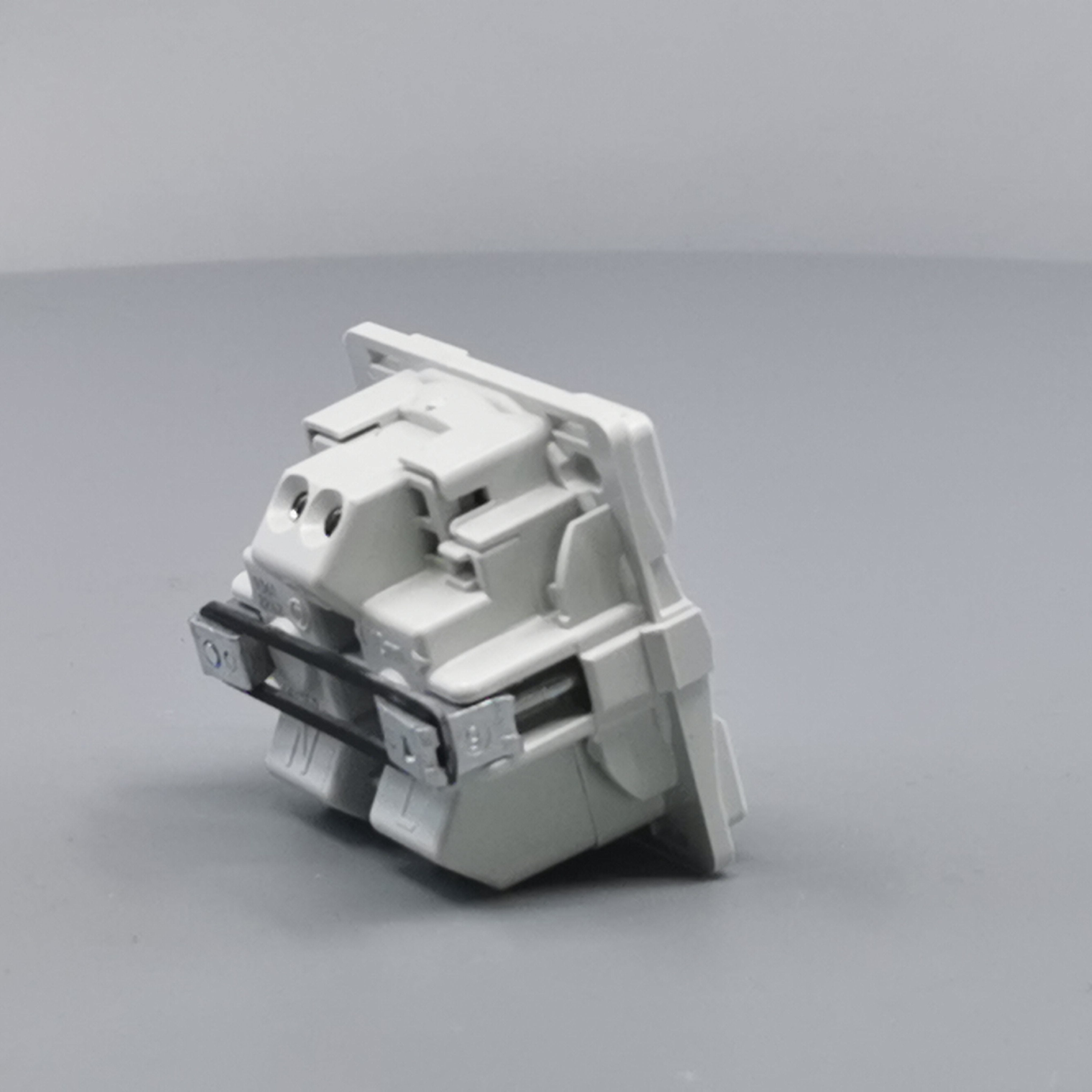 Fuga 1m stikkontakt m/jord uden afdækning