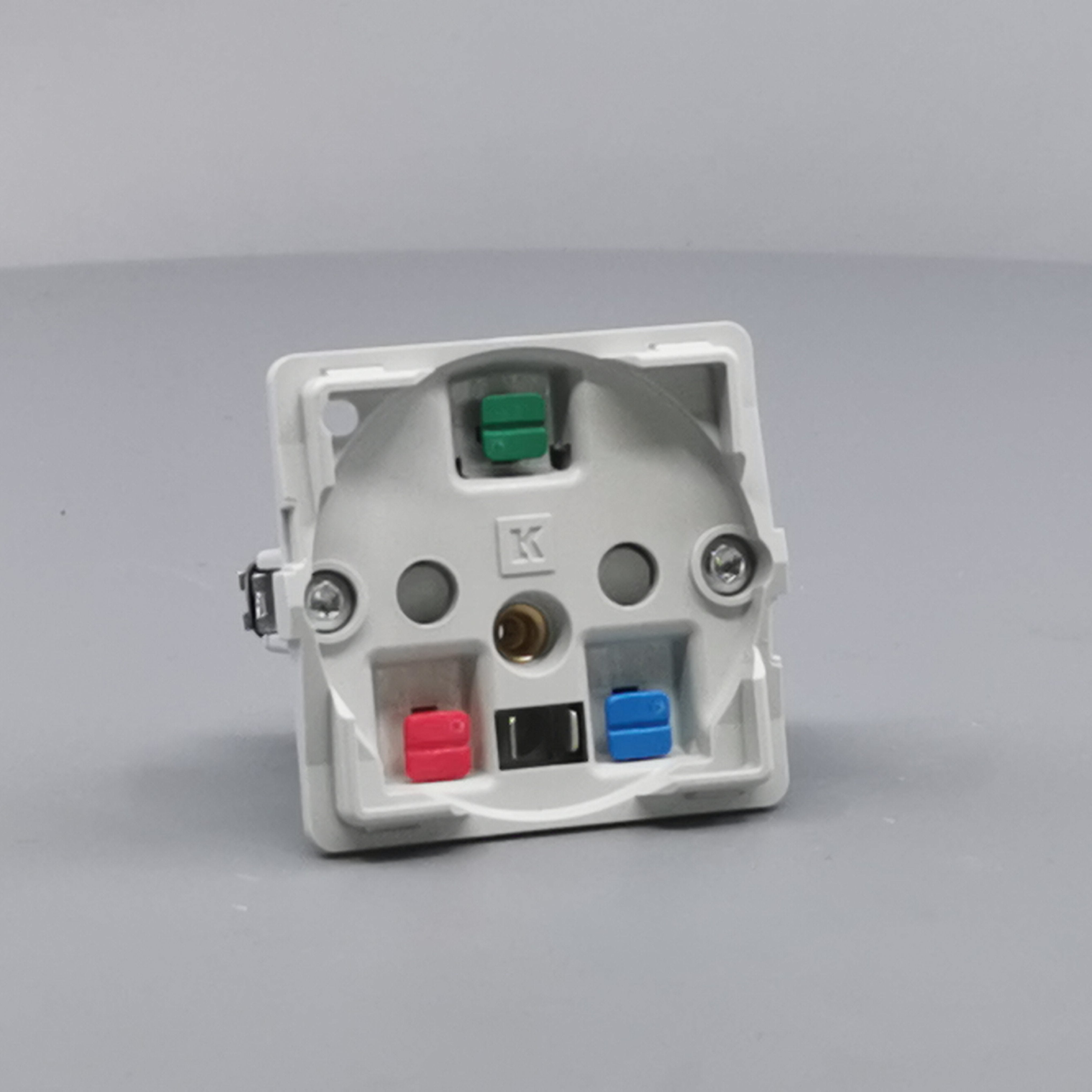 Fuga 1m stikkontakt m/jord uden afdækning