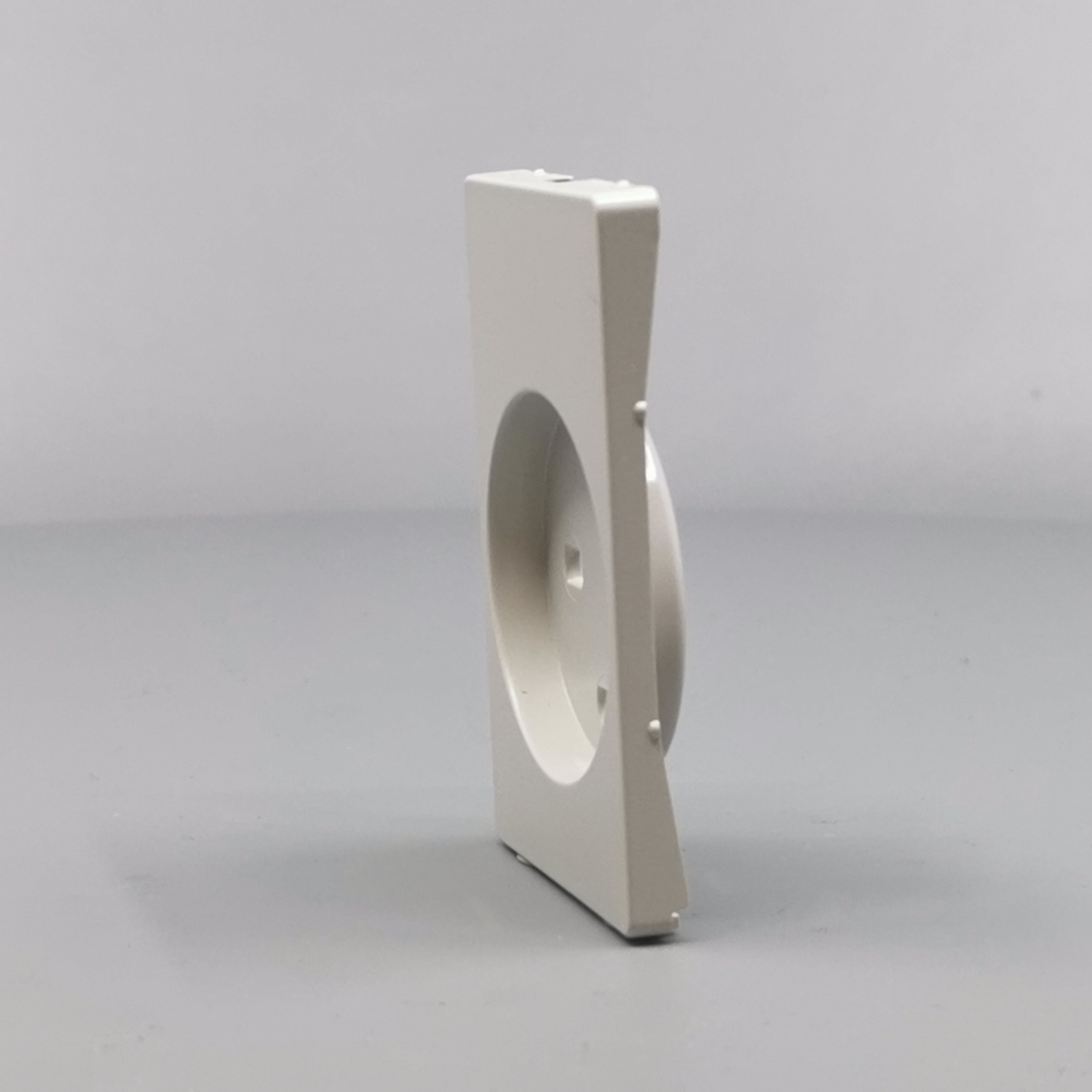 Fuga afdækning til hospital stikkontakt m. jord 1½ modul - lysegrå