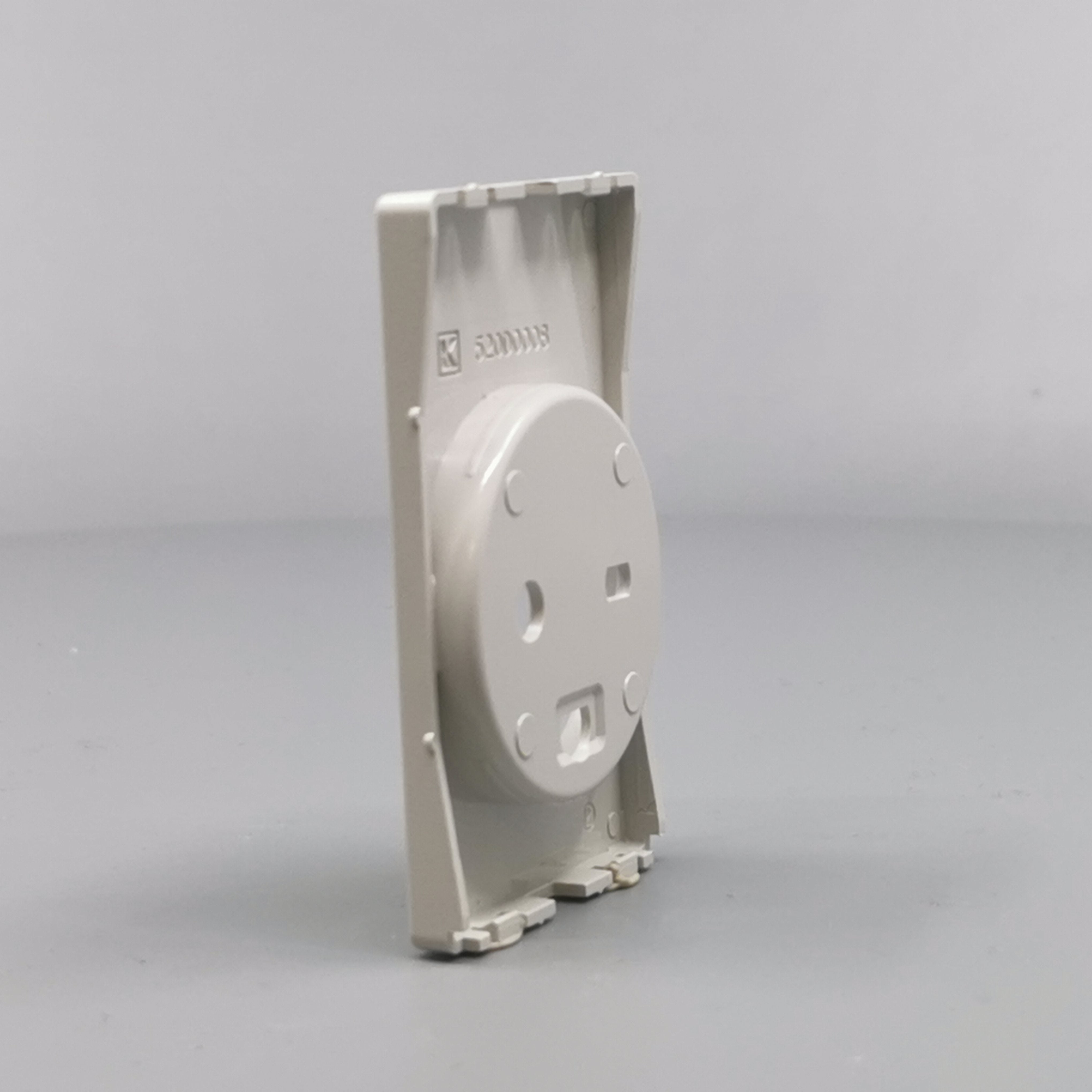 Fuga afdækning til hospital stikkontakt m. jord 1½ modul - lysegrå