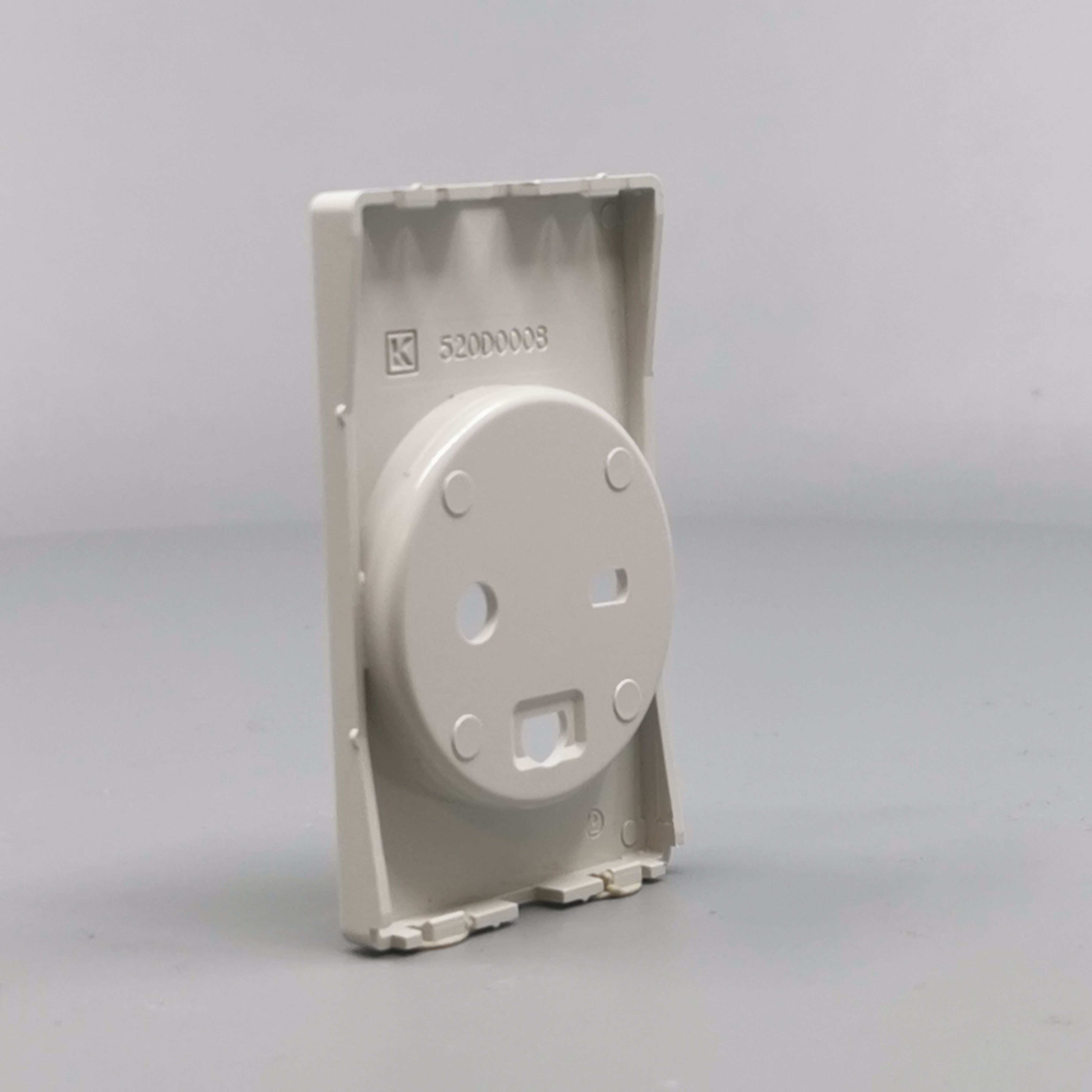 Fuga afdækning til hospital stikkontakt m. jord 1½ modul - lysegrå