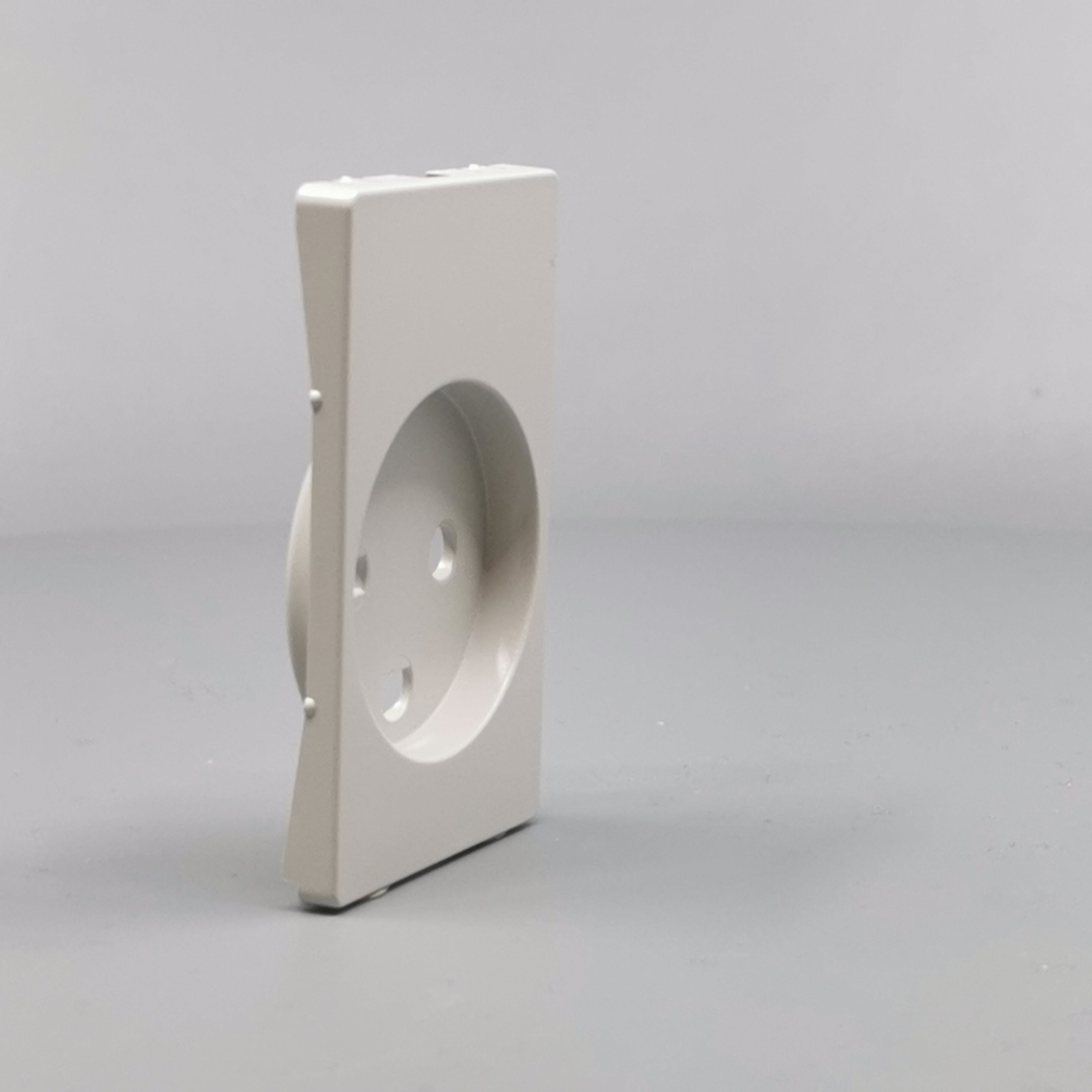 Fuga afdækning til hospital stikkontakt m. jord 1½ modul - lysegrå