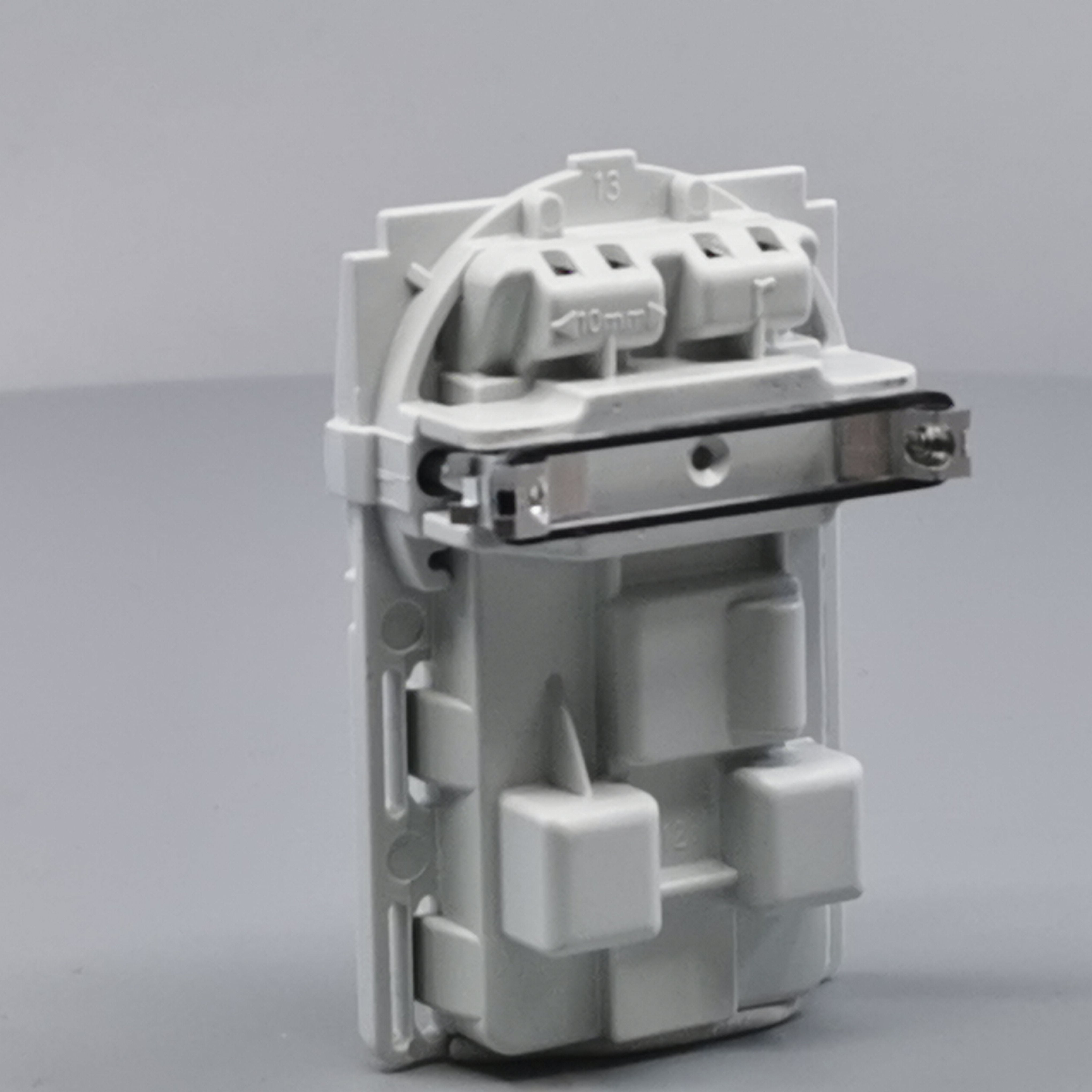 Fuga stikkontakt 2-pol med afbryder 1½m