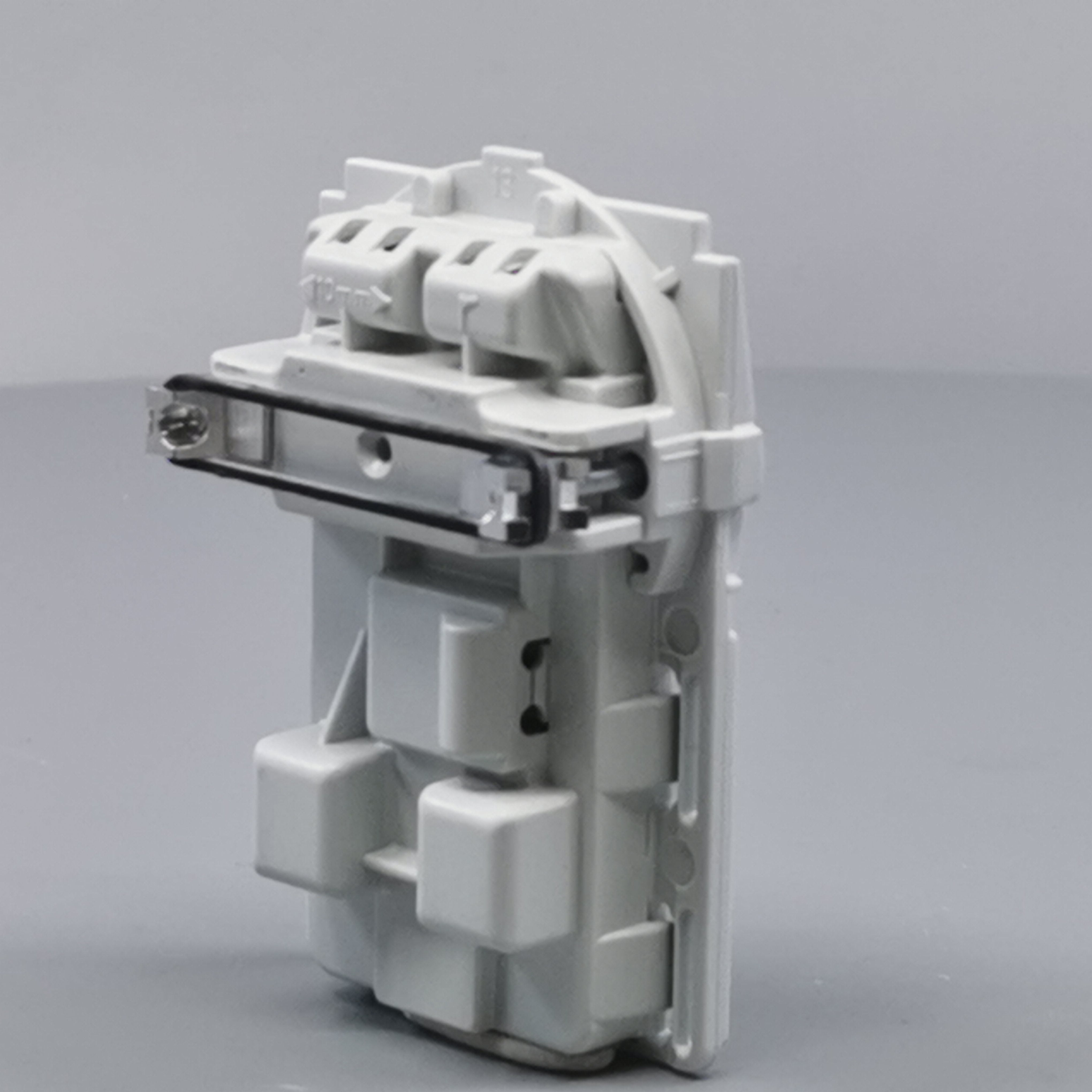 Fuga stikkontakt 2-pol med afbryder 1½m