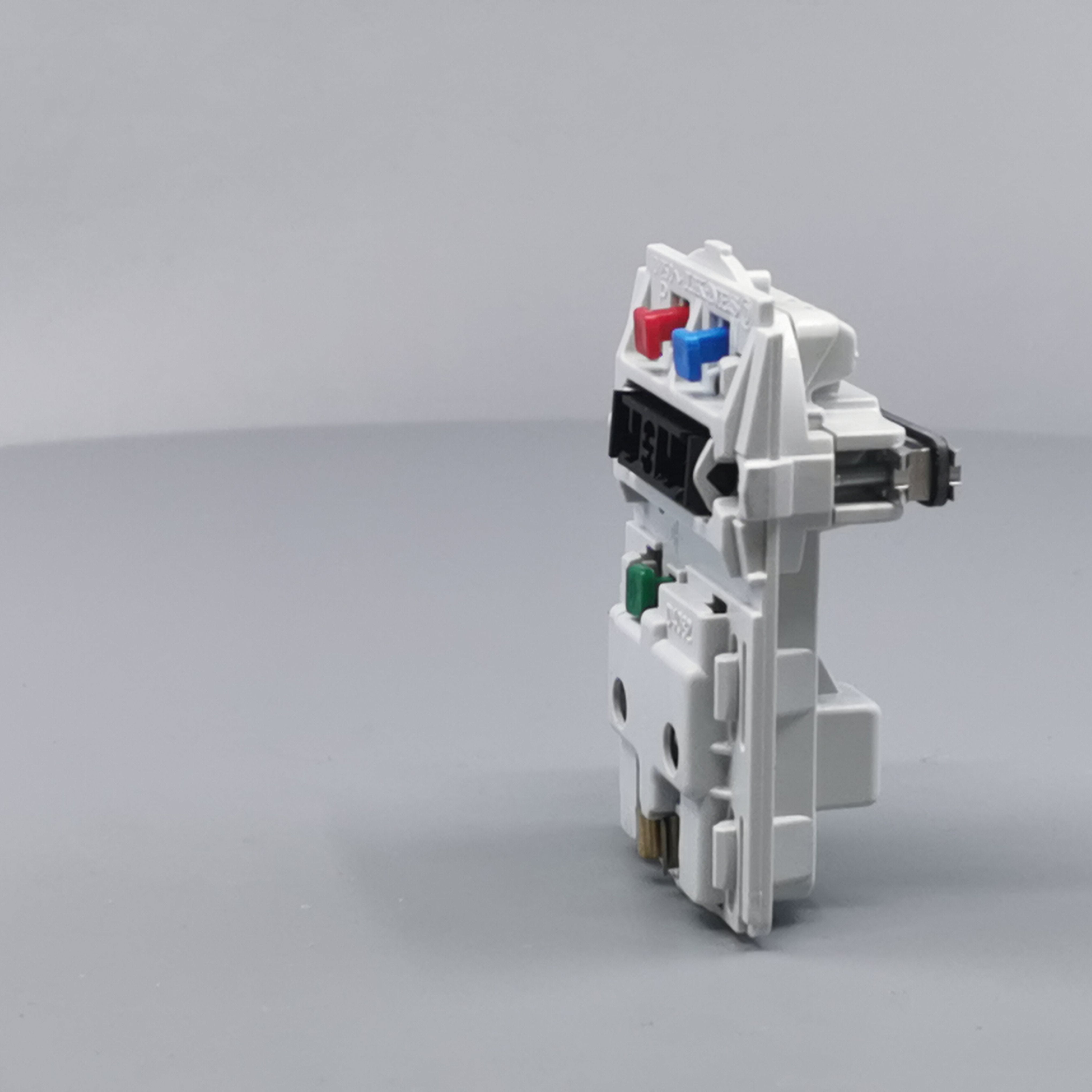 Fuga stikk. 2-pol m/jord med afbryder 1½m