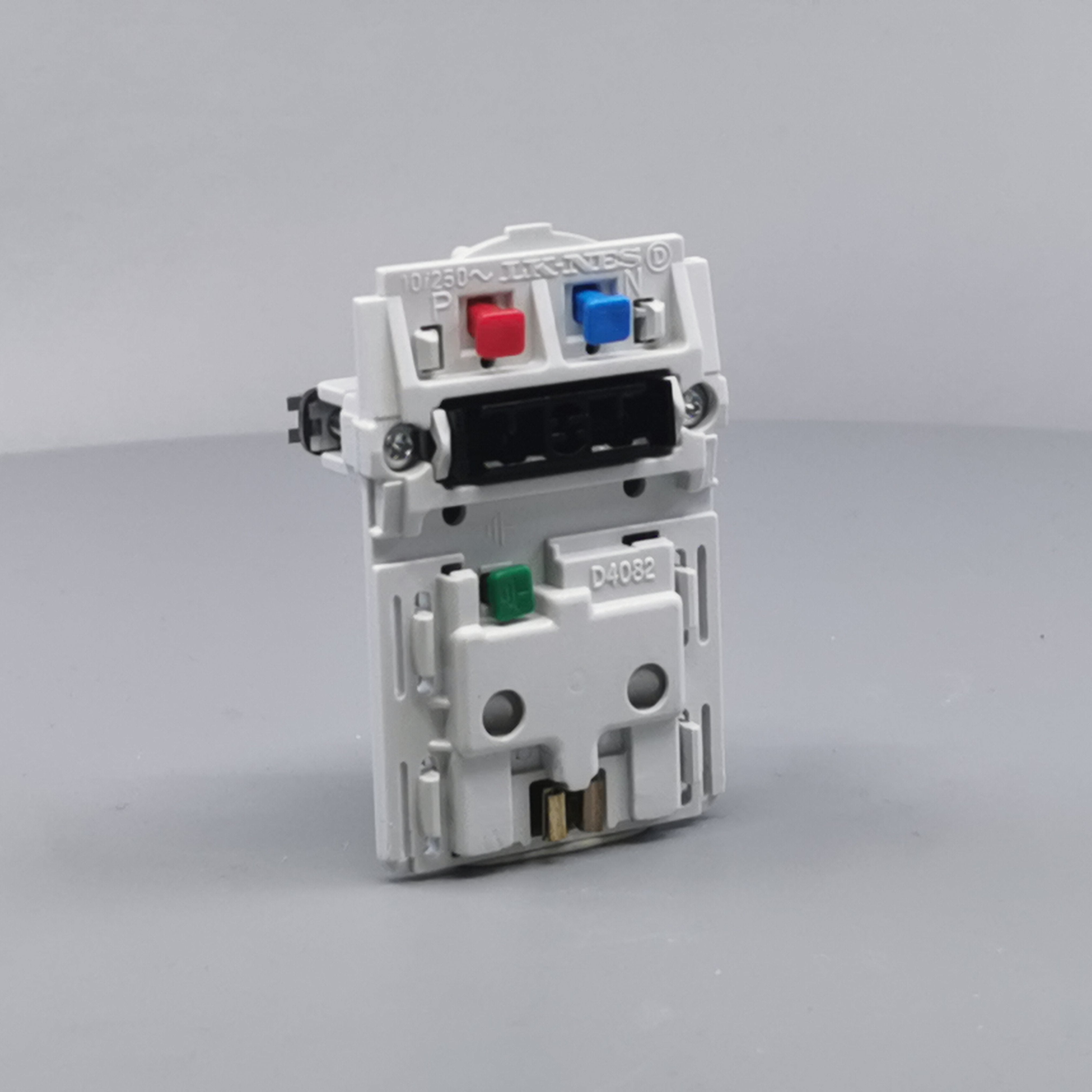 Fuga stikk. 2-pol m/jord med afbryder 1½m