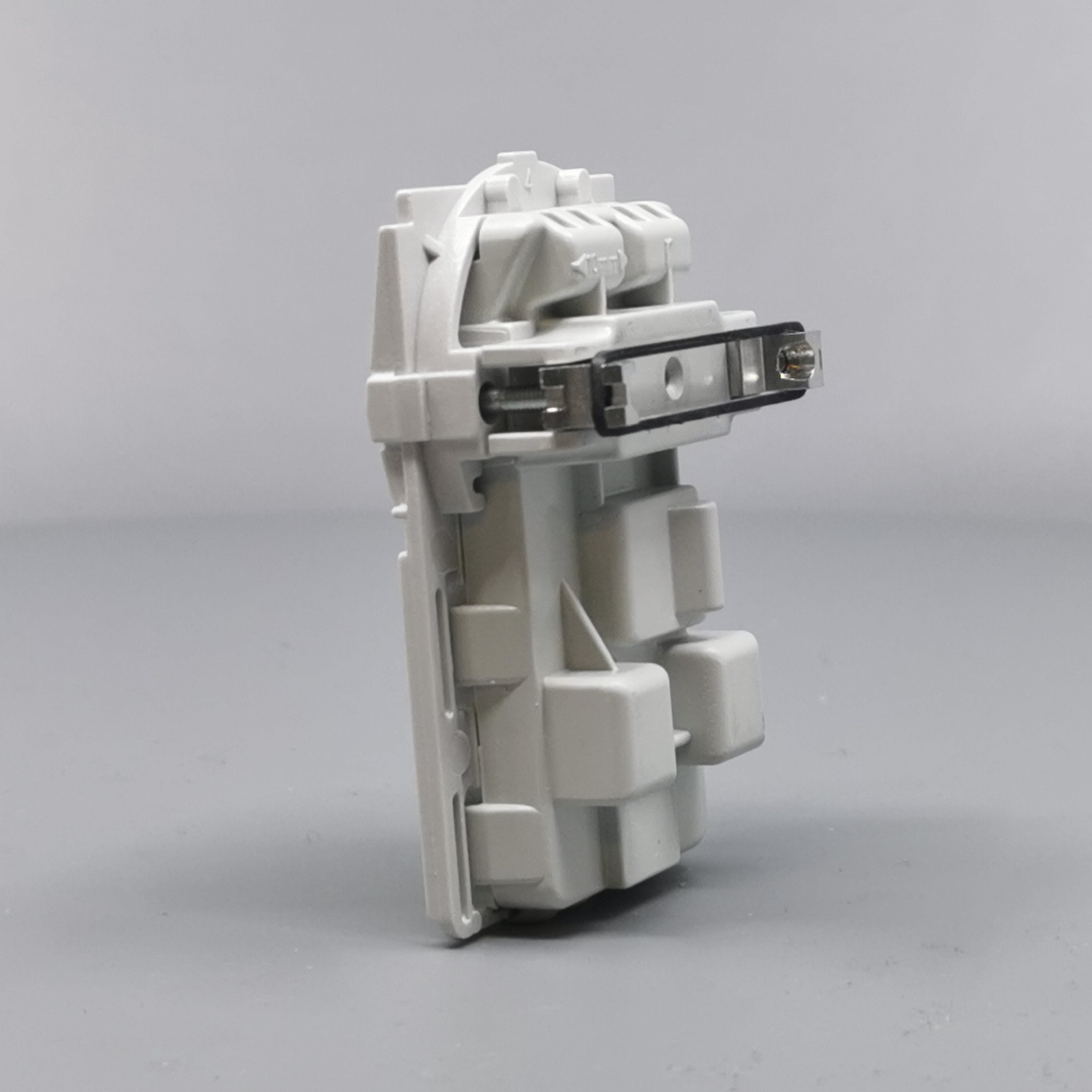 Fuga stikkontakt 2-pol m/jord afbryder 1½m