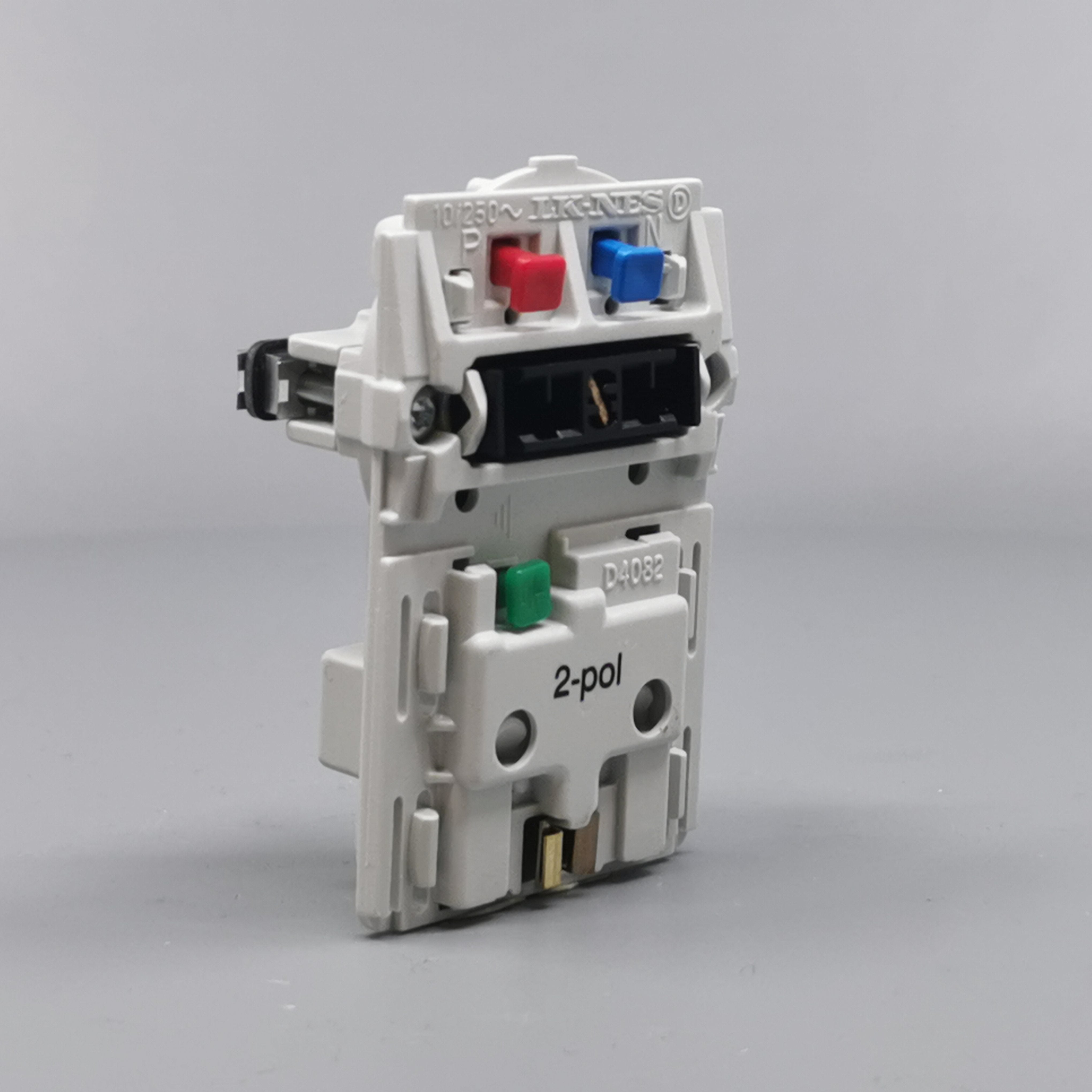 Fuga stikkontakt 2-pol m/jord afbryder 1½m