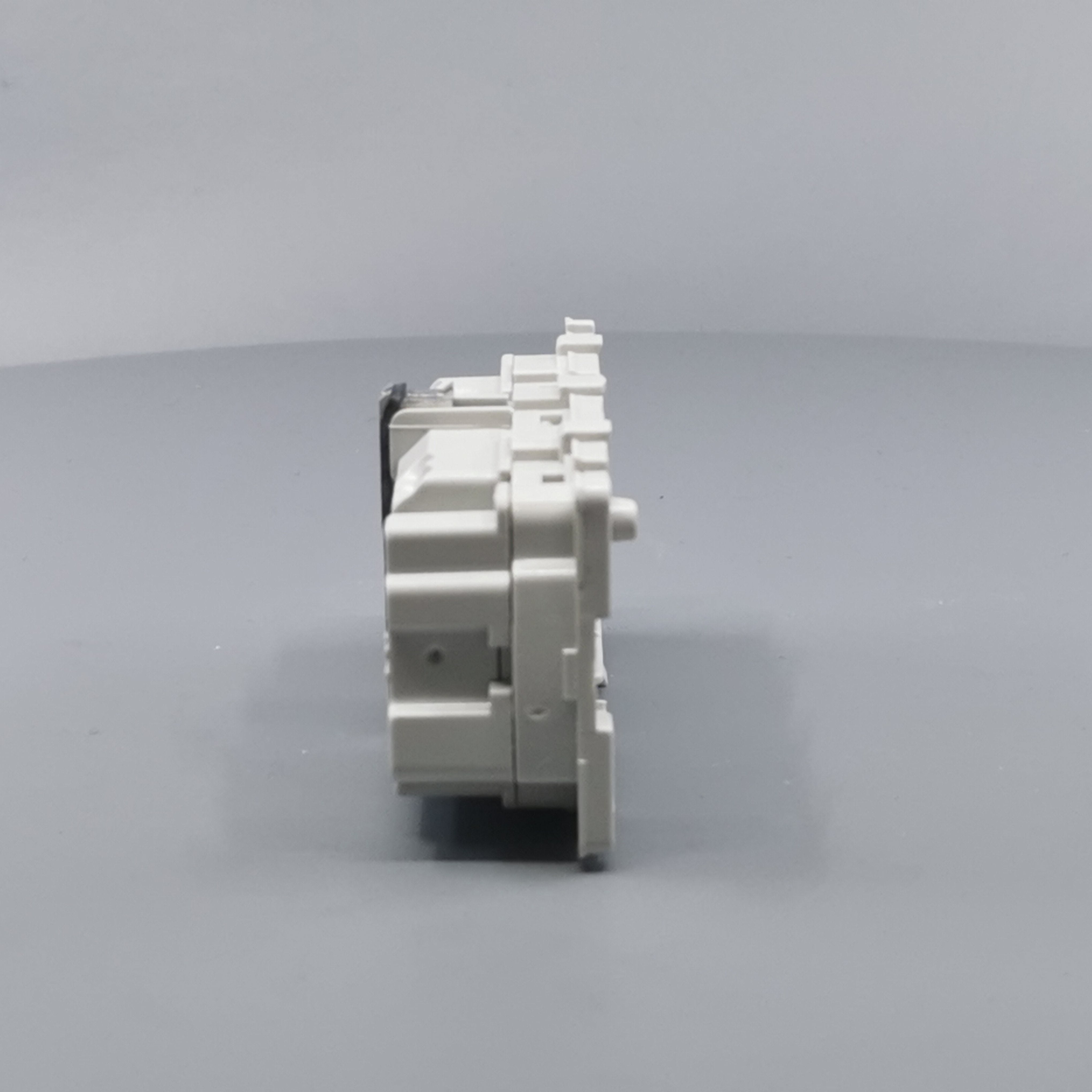 Fuga dobbelt stikkontakt 2-polet m/jord 2m