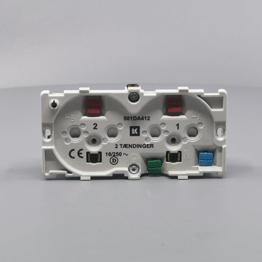 Fuga dobbelt stikkontakt for 2 tændinger 2-polet m