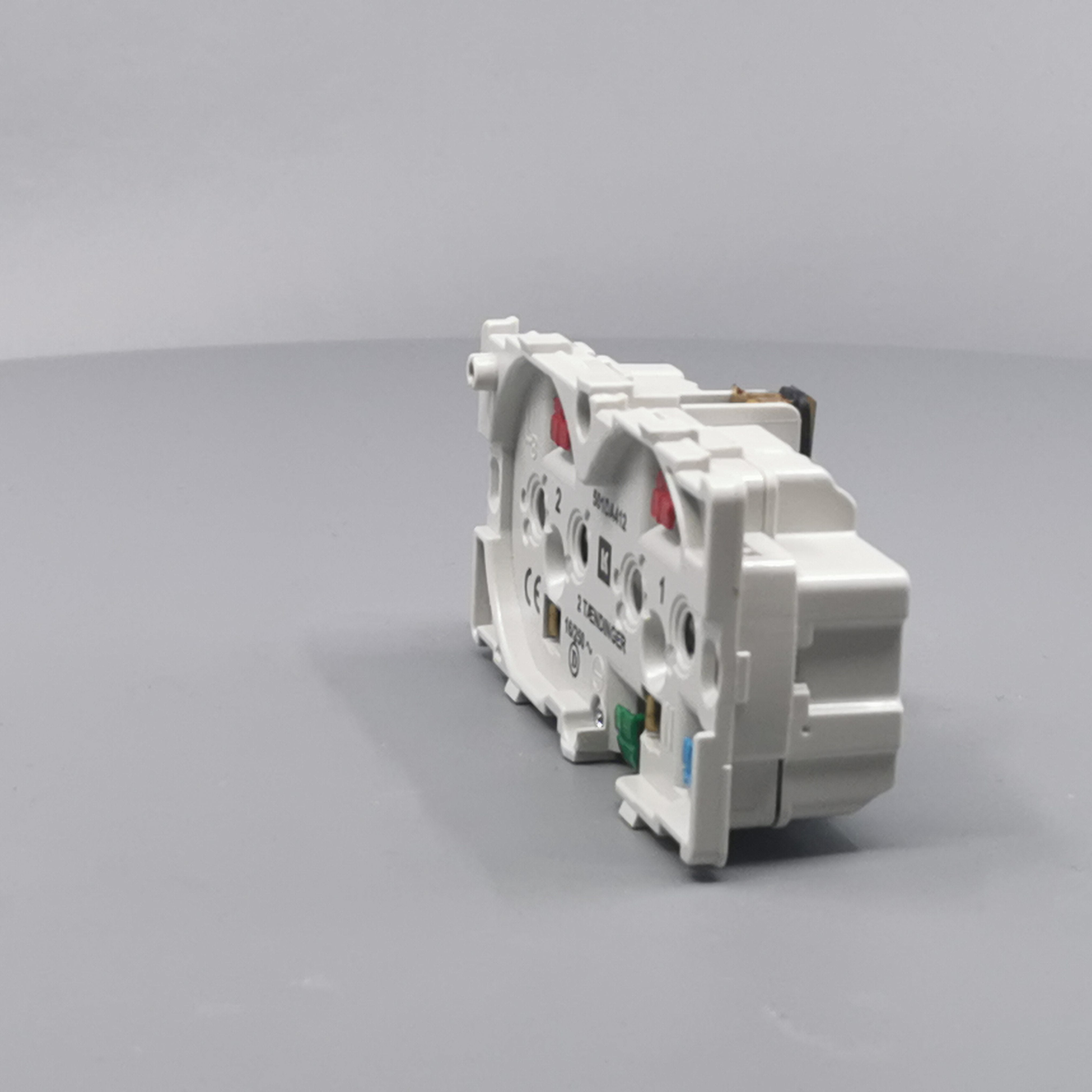 Fuga dobbelt stikkontakt for 2 tændinger 2-polet m