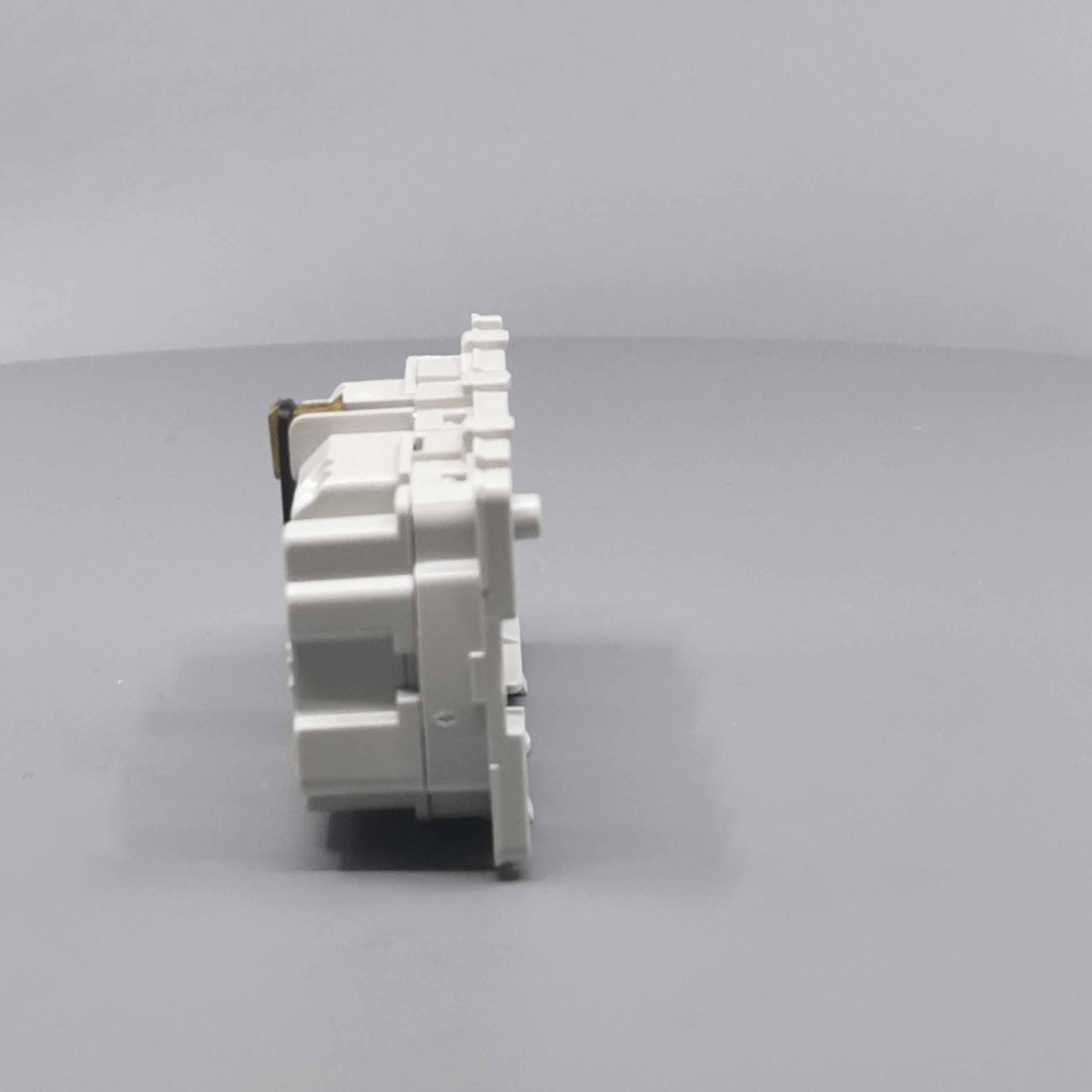 Fuga dobbelt stikkontakt for 2 tændinger 2-polet m