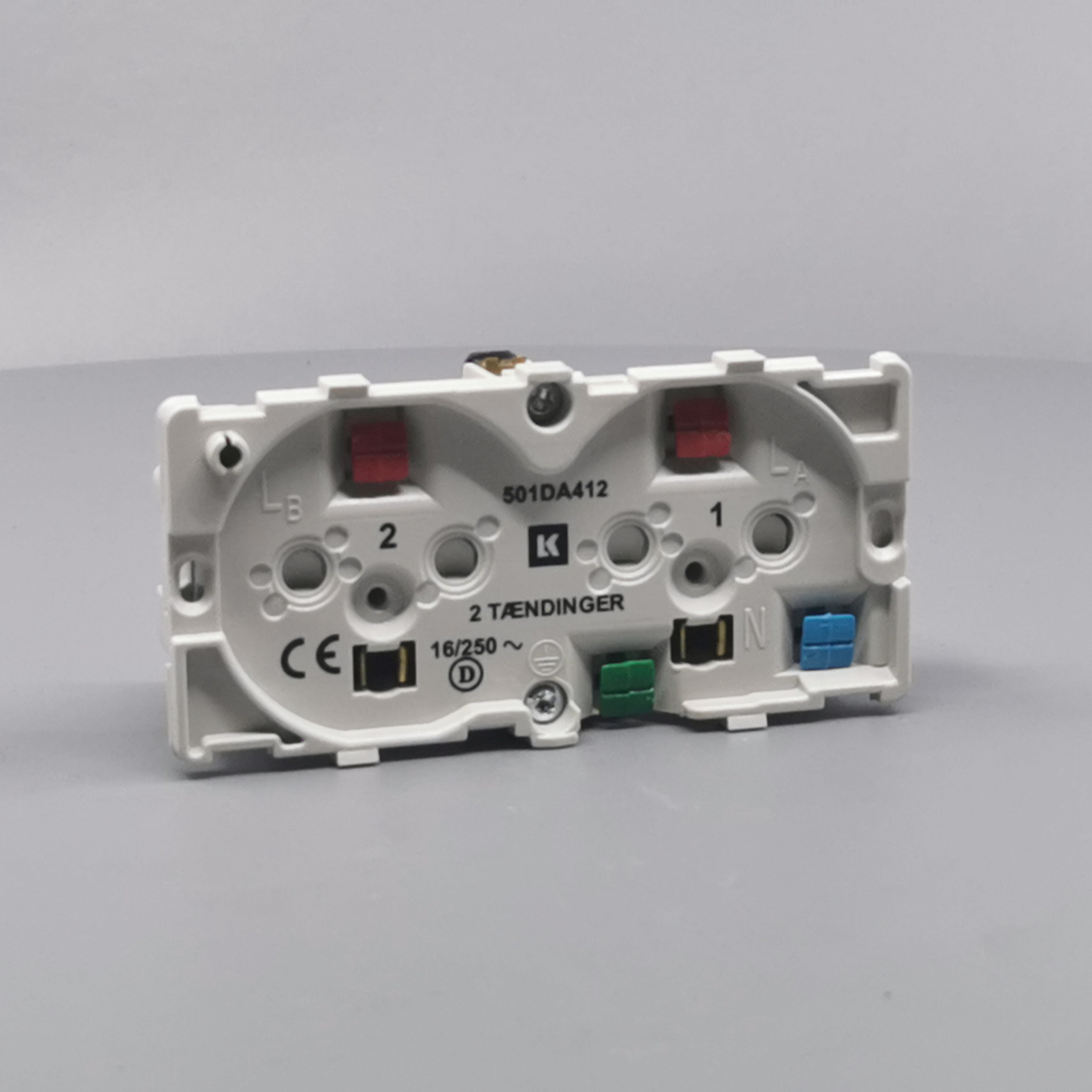 Fuga dobbelt stikkontakt for 2 tændinger 2-polet m