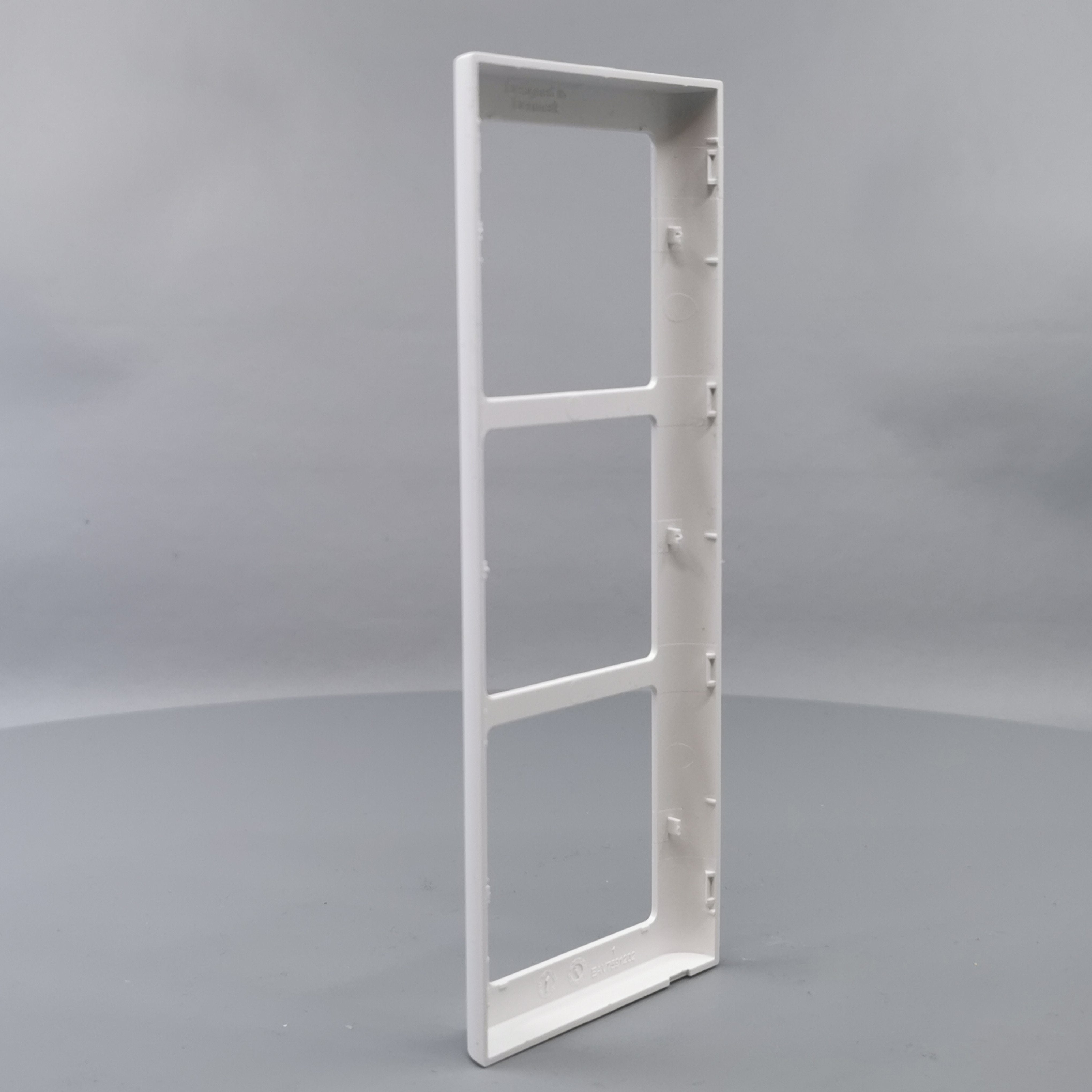 LK Fuga ramme SOFT 63 3x1m - hvid