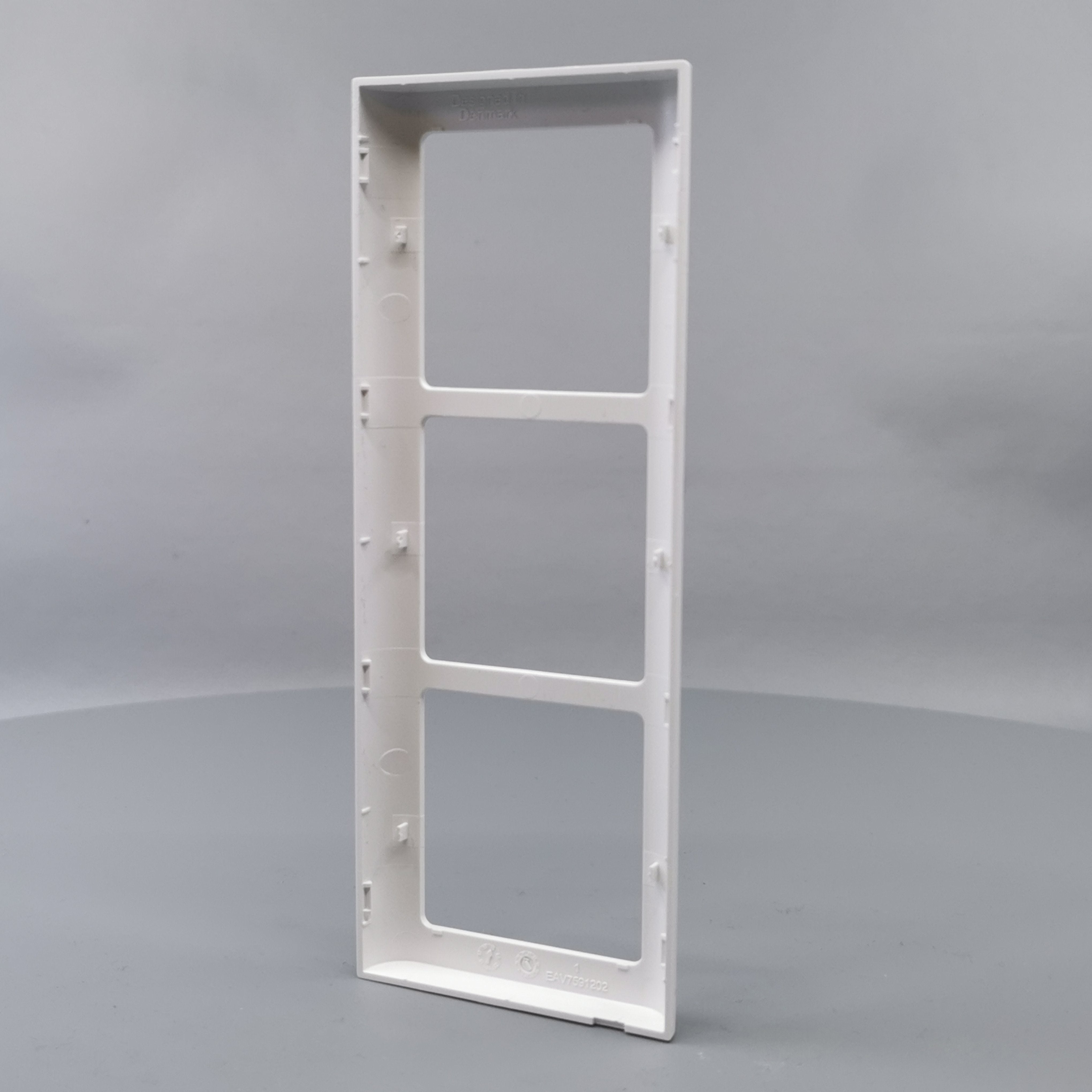 LK Fuga ramme SOFT 63 3x1m - hvid