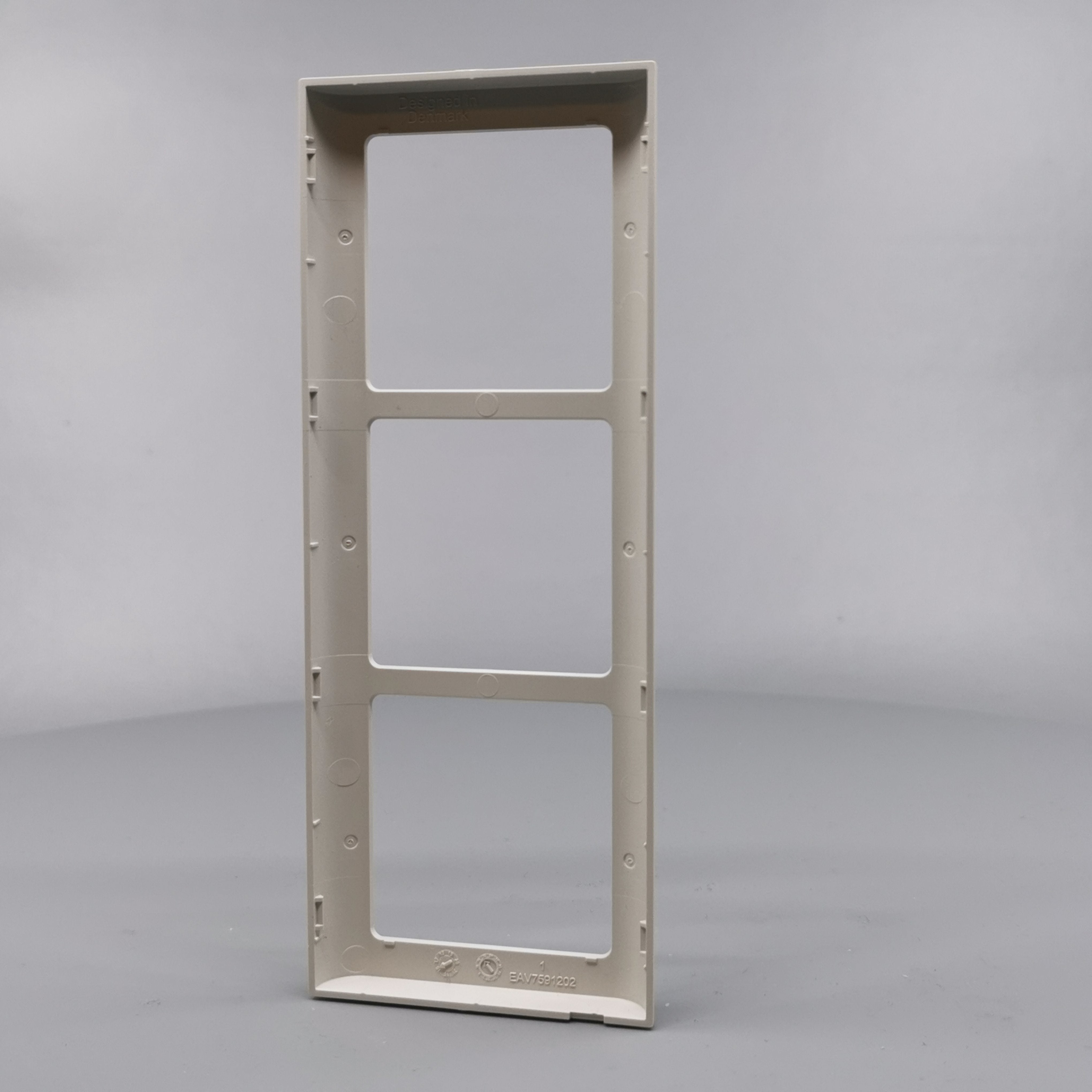 LK Fuga ramme SOFT 63 3x1m - lysegrå