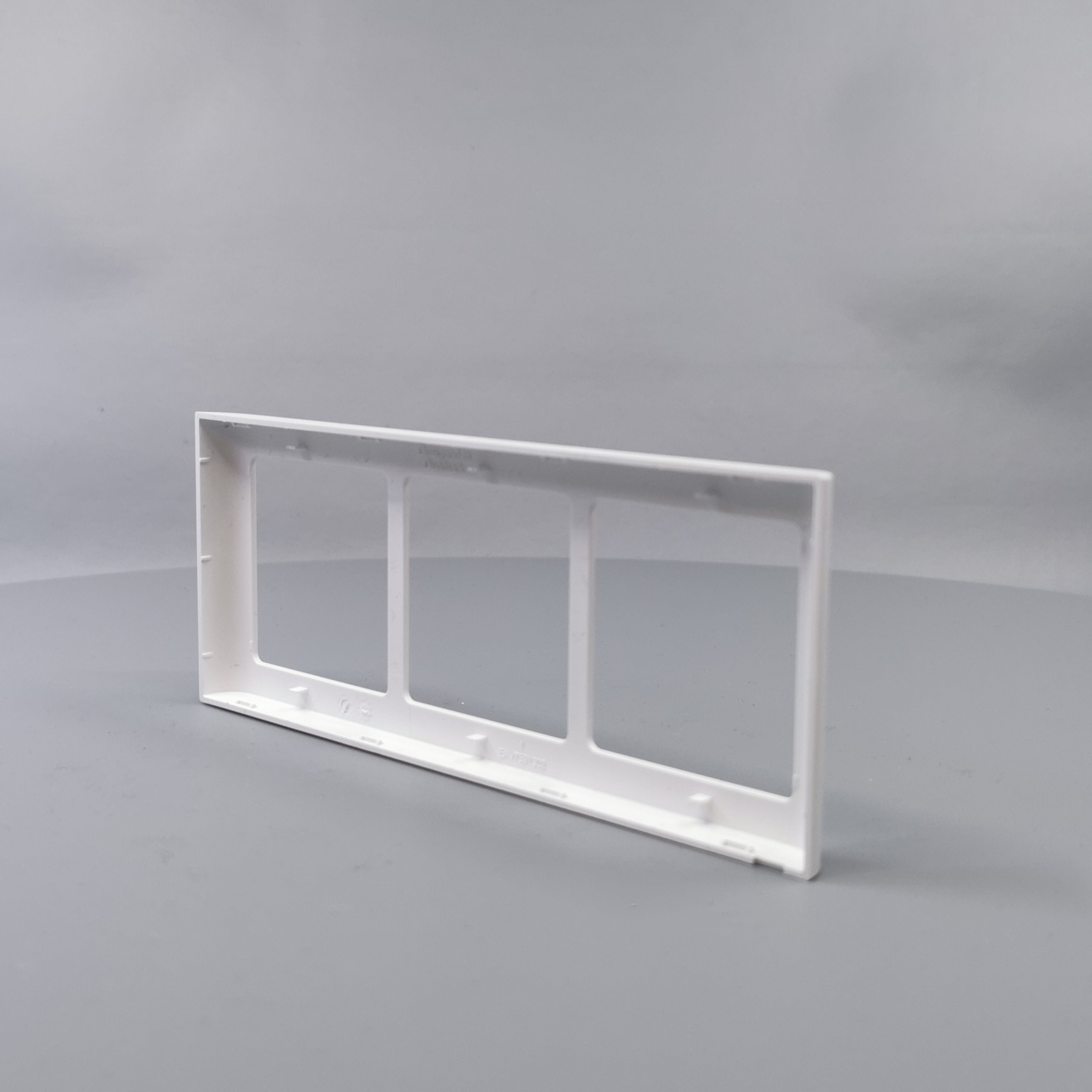 LK Fuga ramme SOFT 63 3x1m vandret - hvid