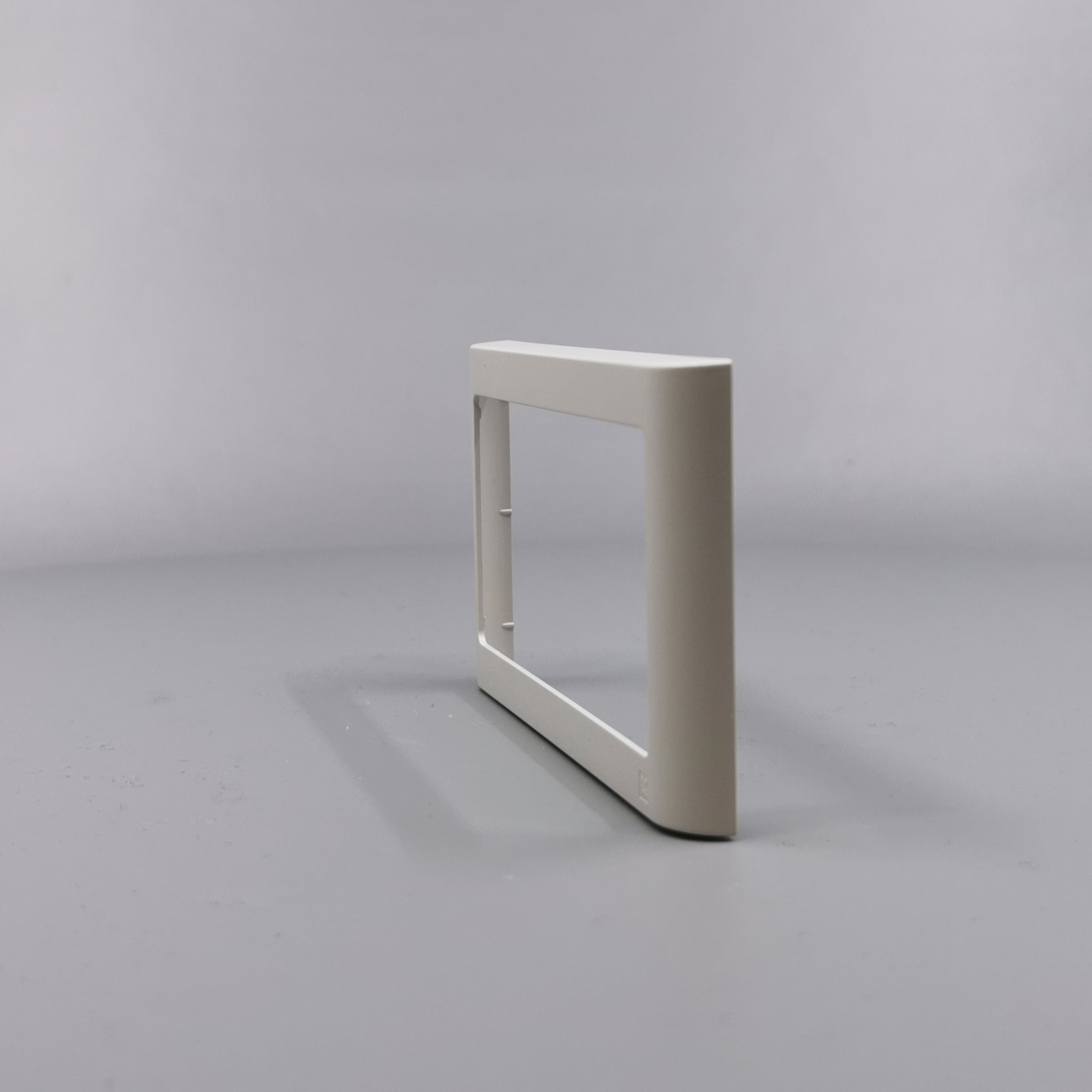 LK Fuga ramme SOFT 63 2m vandret - lysegrå