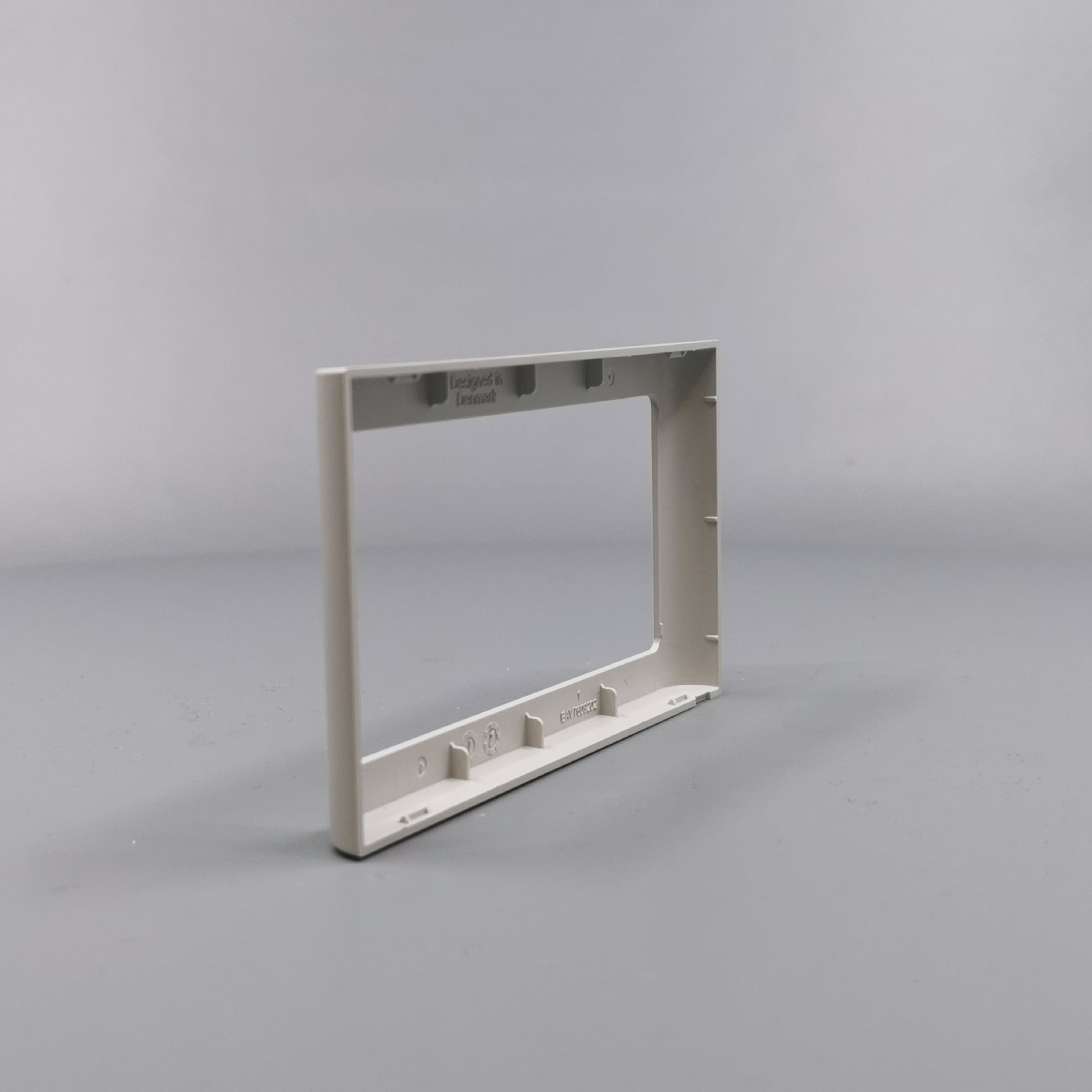 LK Fuga ramme SOFT 63 2m vandret - lysegrå