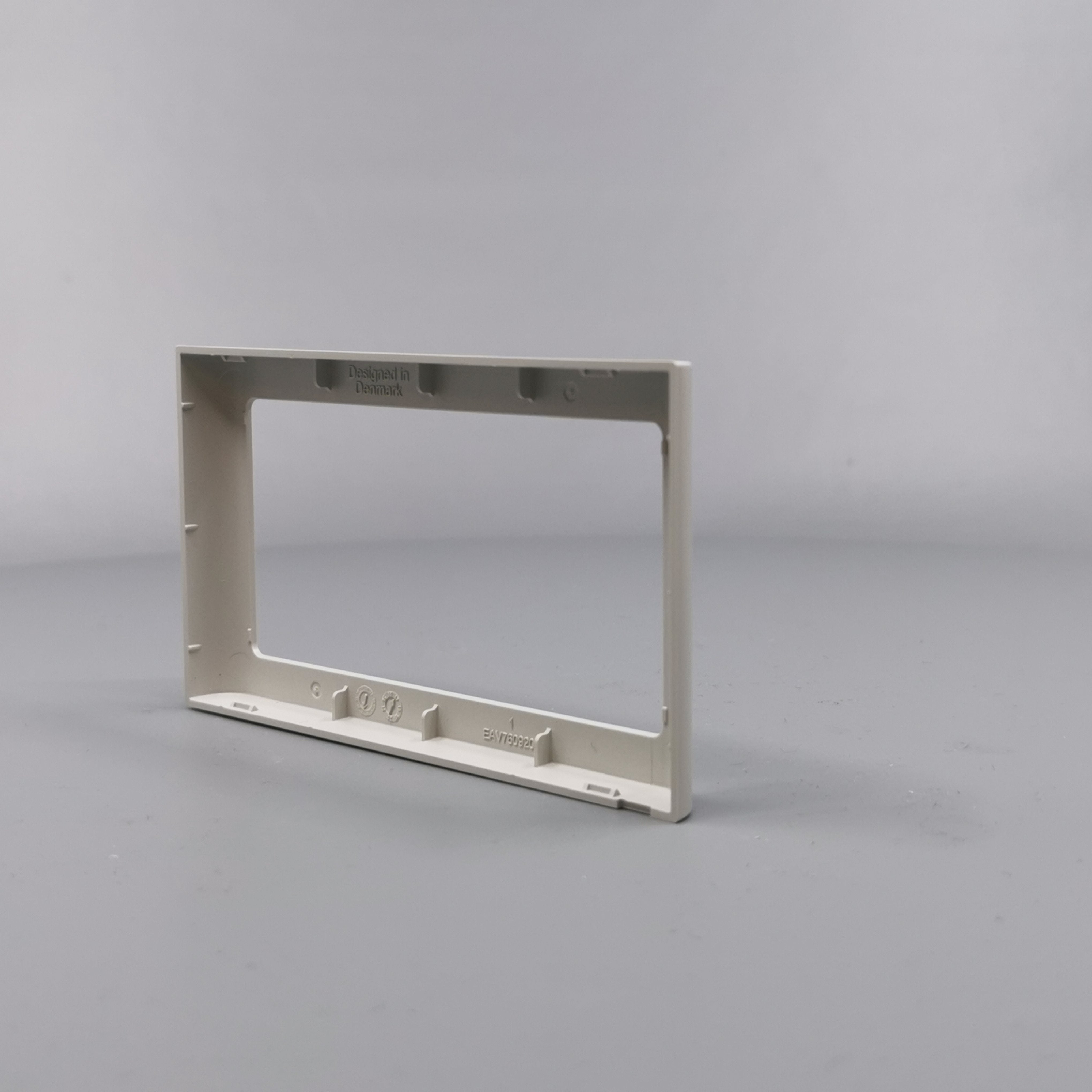 LK Fuga ramme SOFT 63 2m vandret - lysegrå