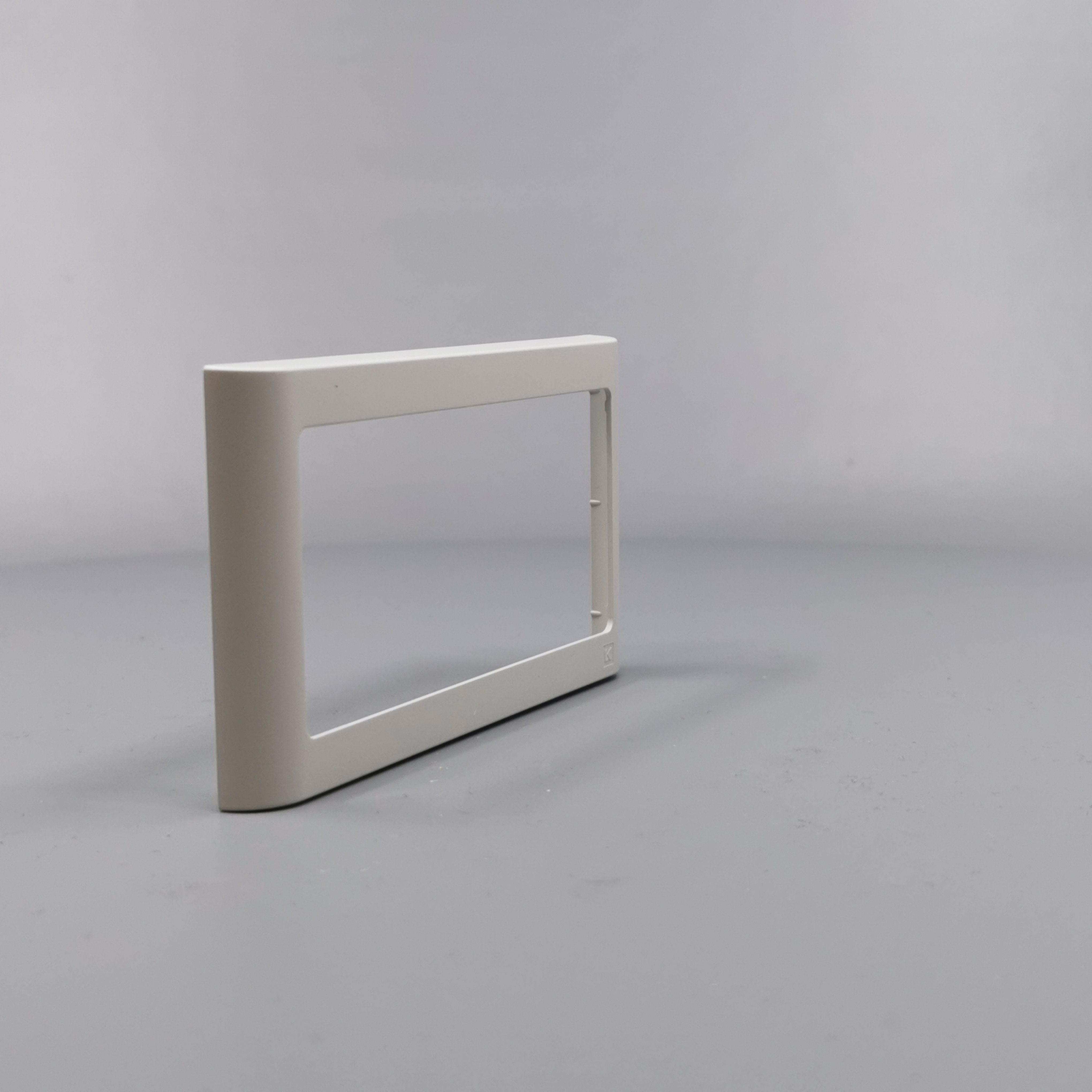 LK Fuga ramme SOFT 63 2m vandret - lysegrå