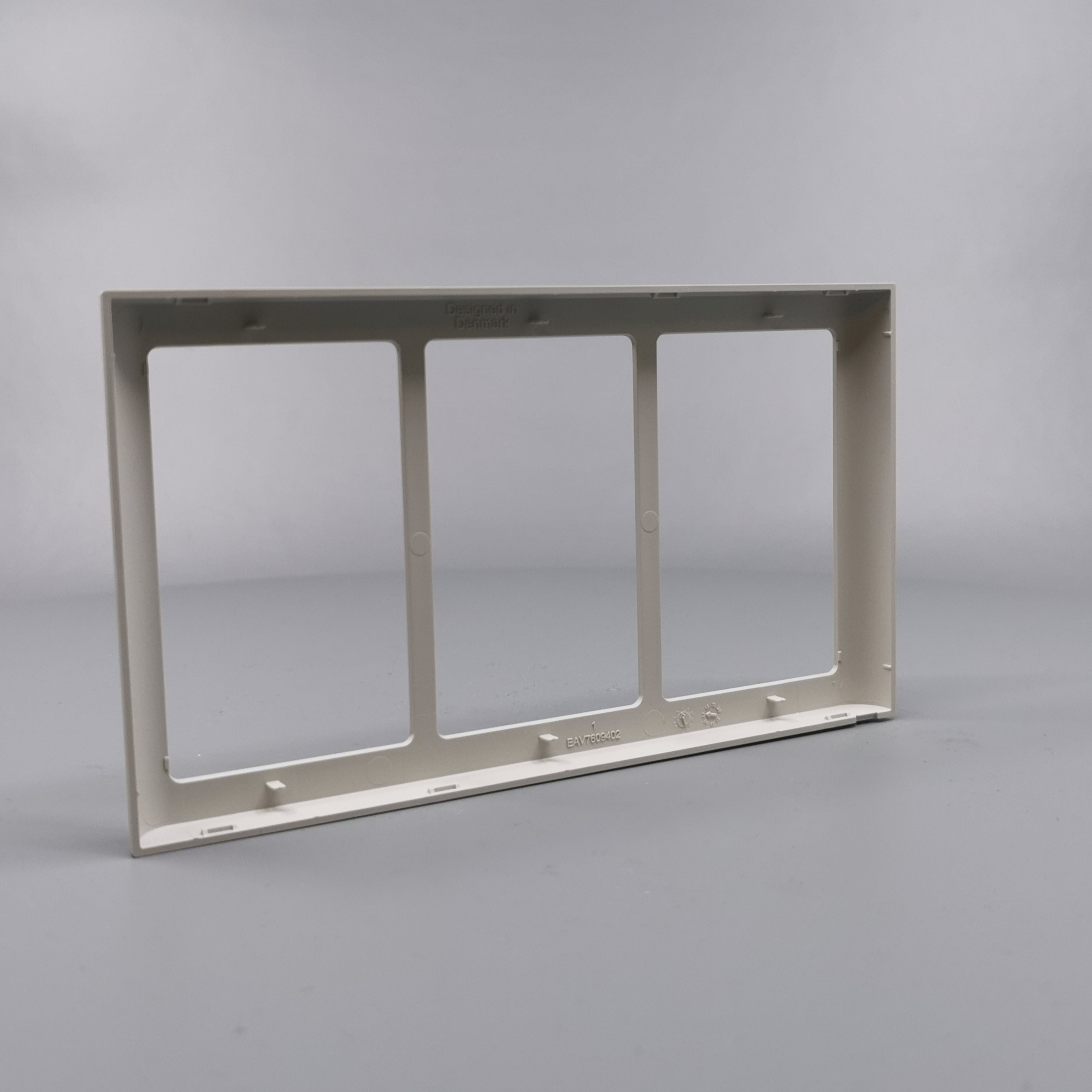 LK Fuga ramme SOFT 63 3x1½m - lysegrå