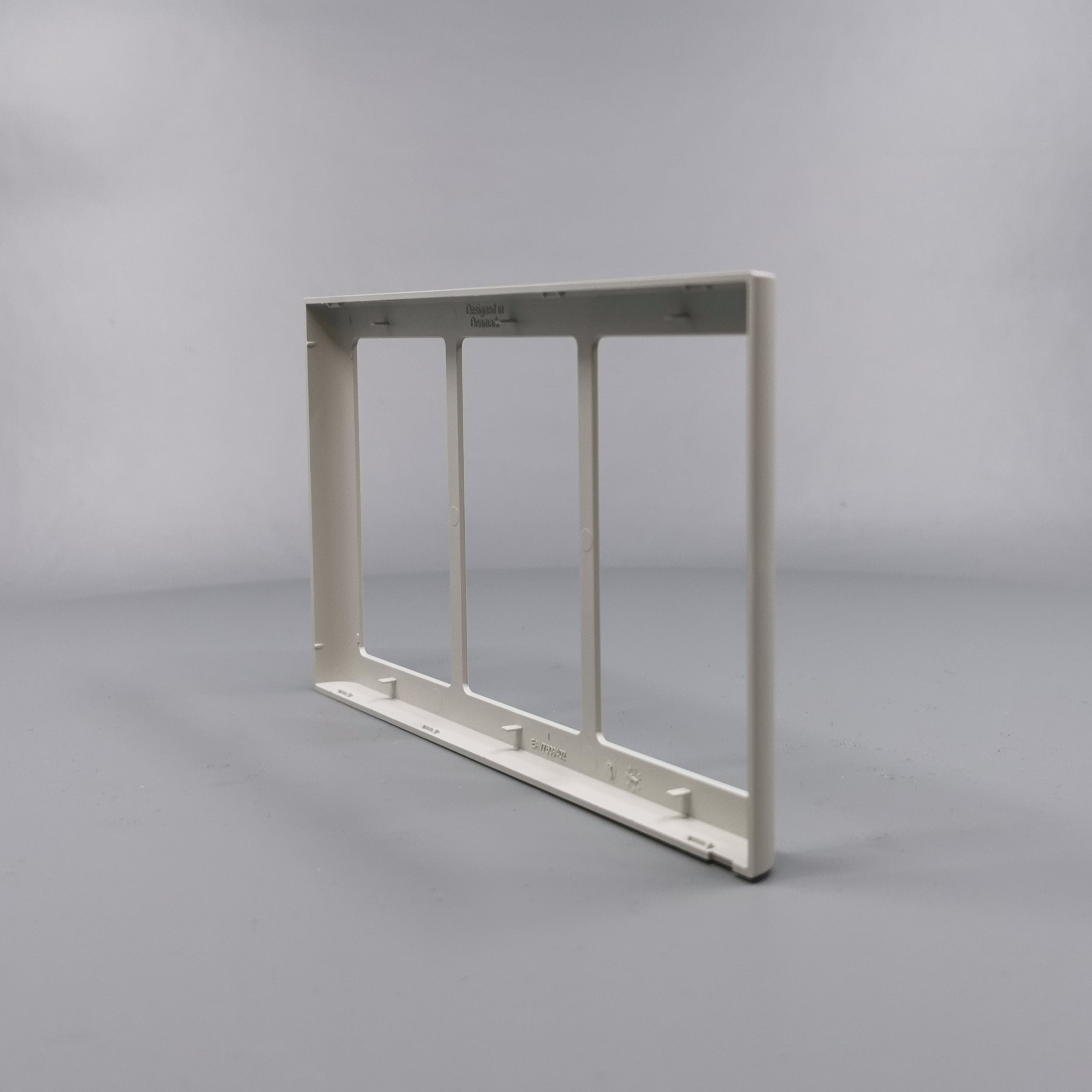 LK Fuga ramme SOFT 63 3x1½m - lysegrå