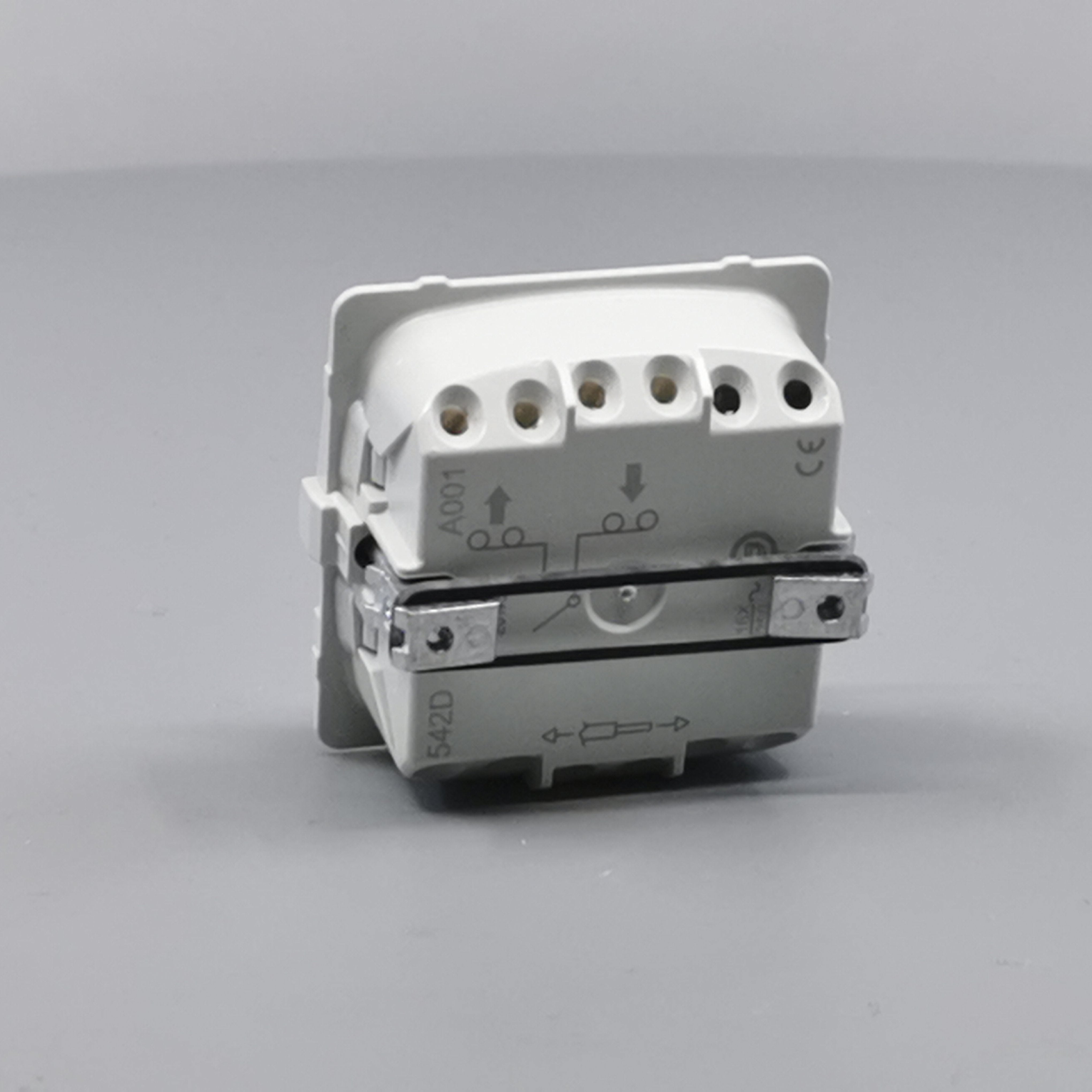 Fuga 1-polet afbryder 16A, uden afdækning