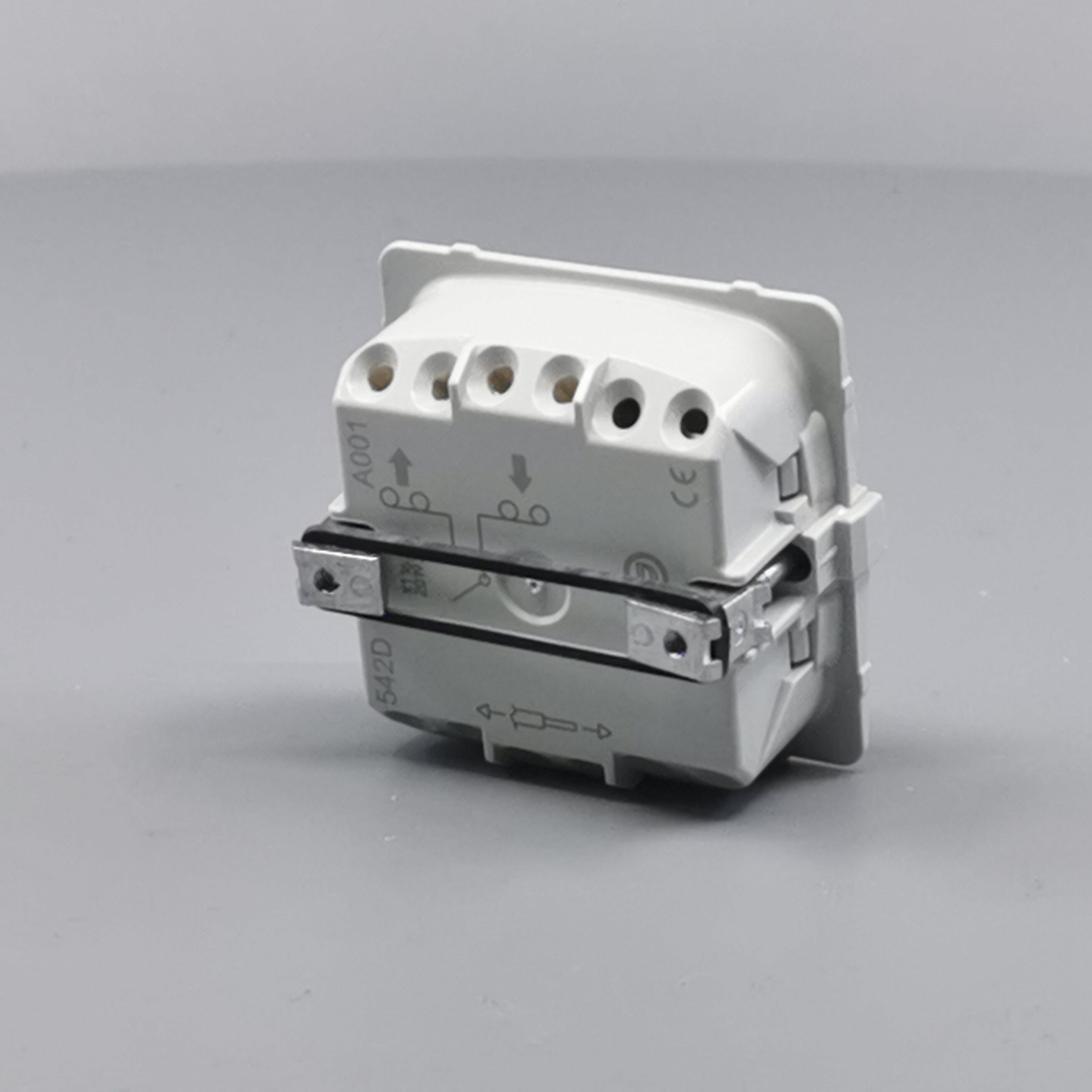 Fuga 1-polet afbryder 16A, uden afdækning