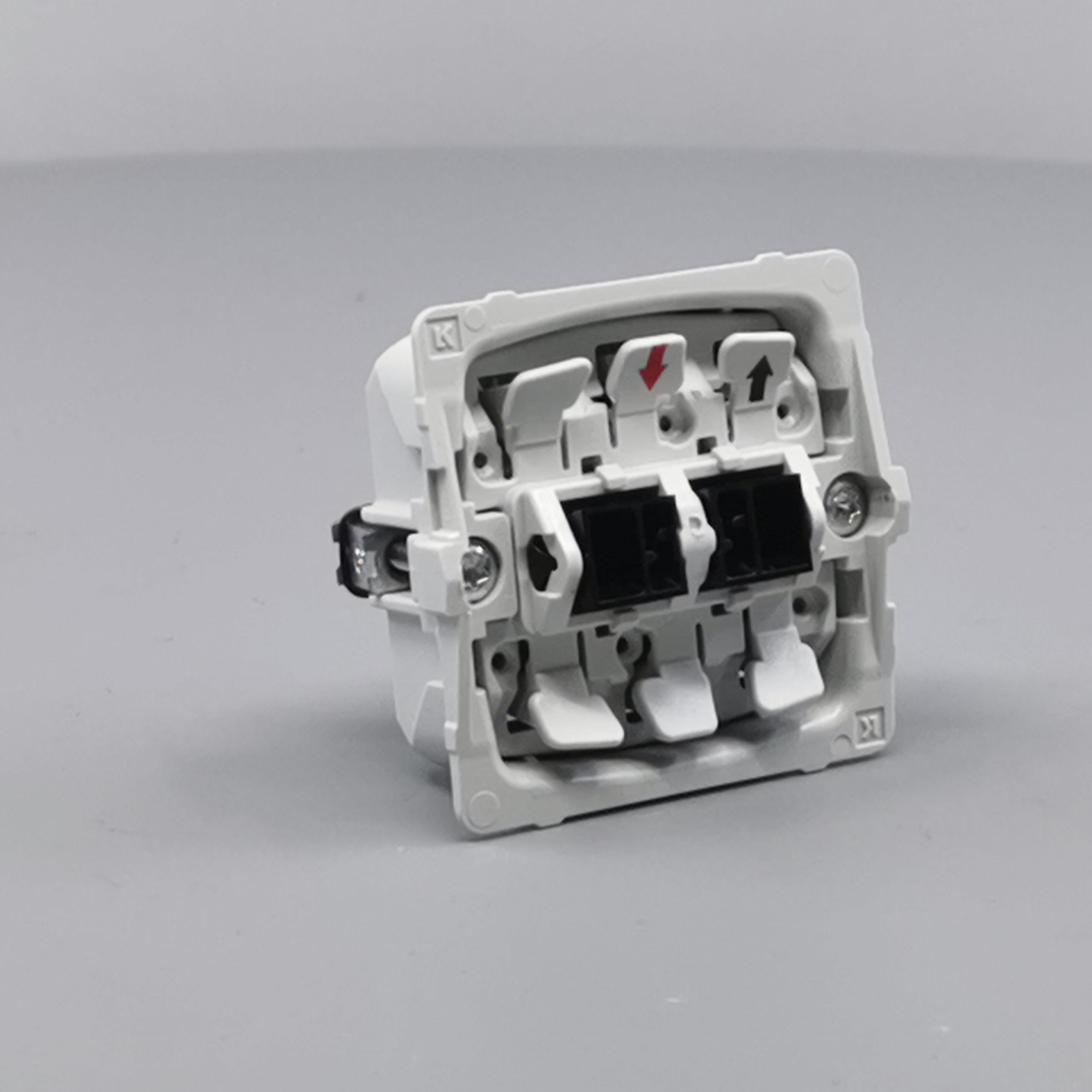 Fuga 1-polet afbryder 16A, uden afdækning