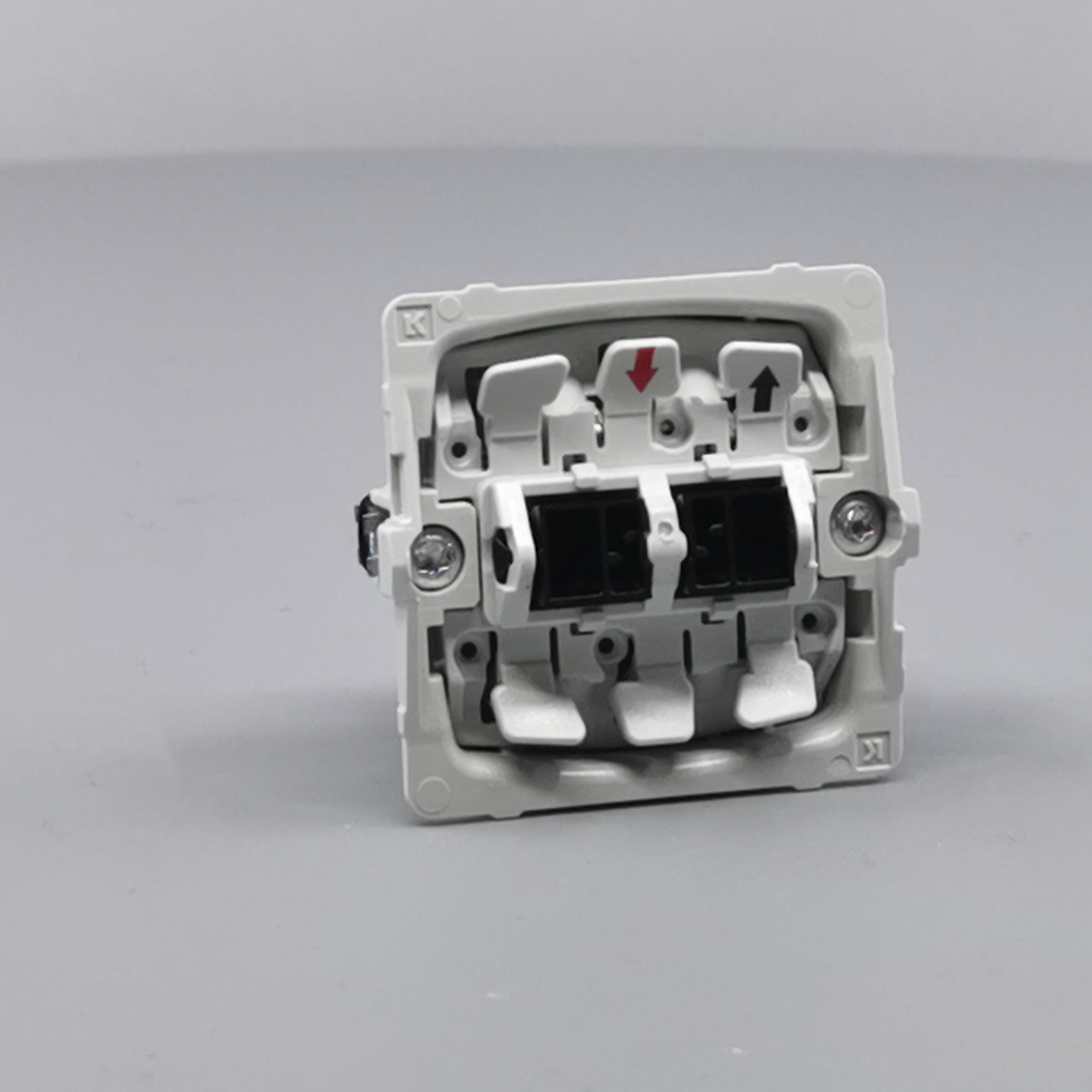 Fuga 1-polet afbryder 16A, uden afdækning