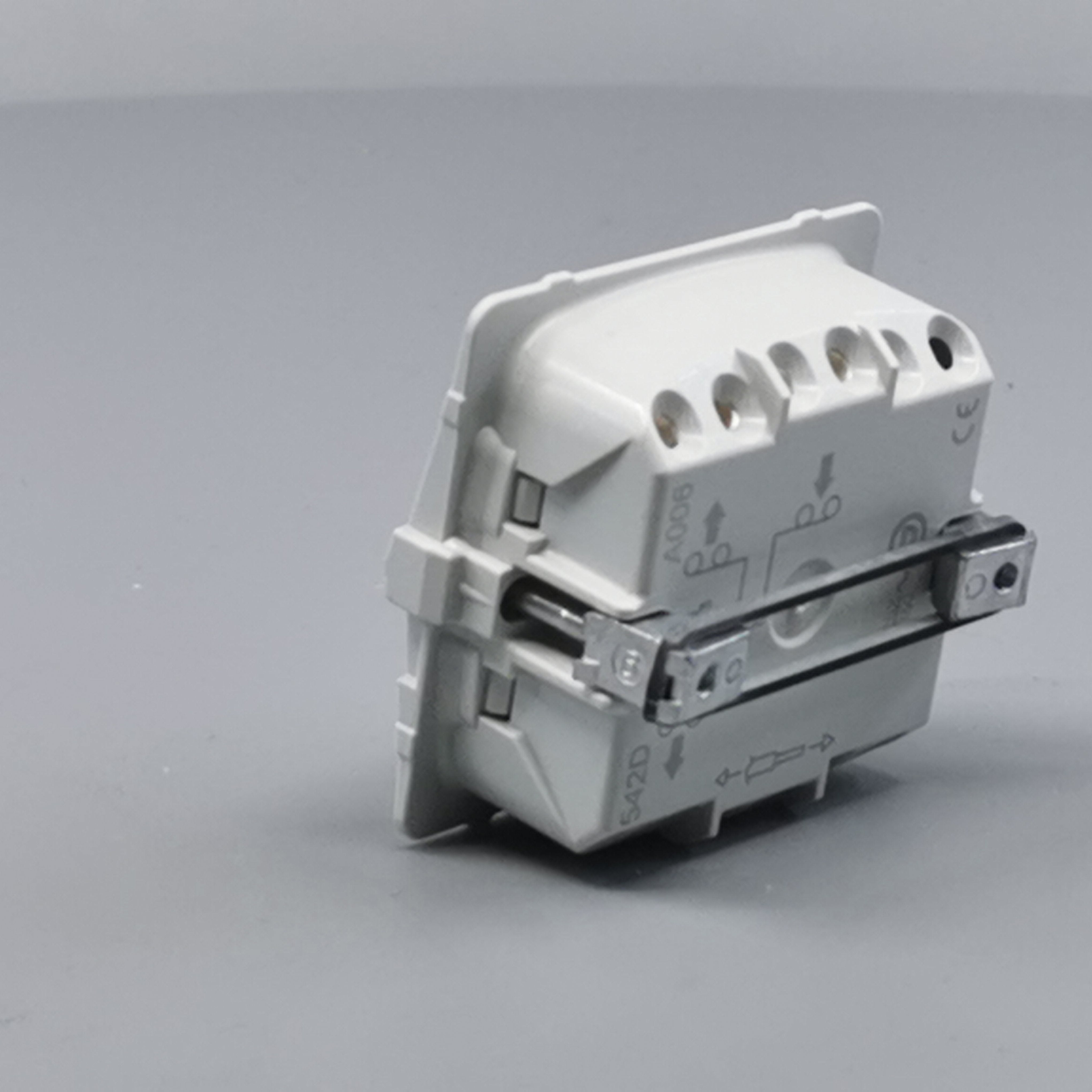 Fuga korrespondance afbryder 16A uden afdækning