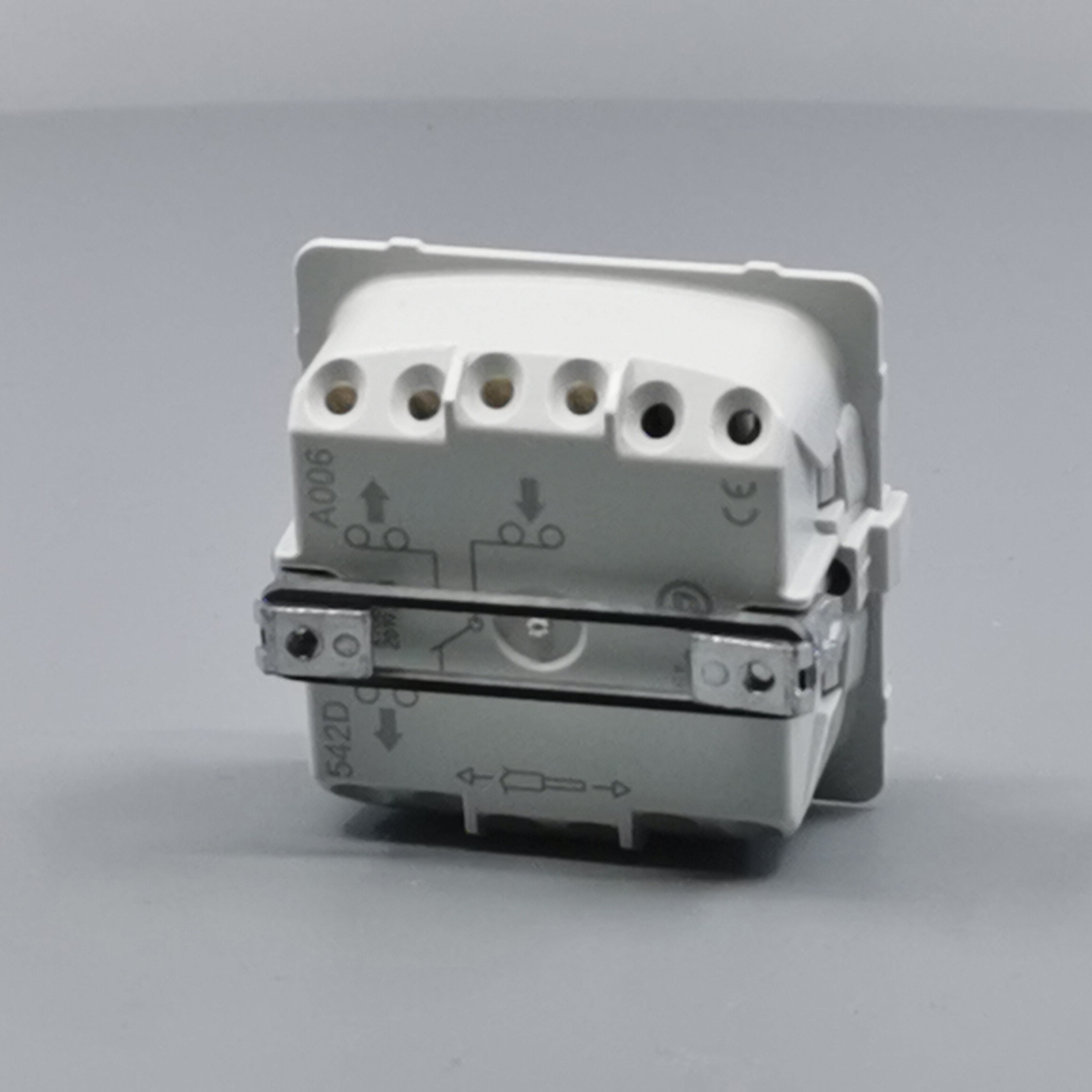 Fuga korrespondance afbryder 16A uden afdækning