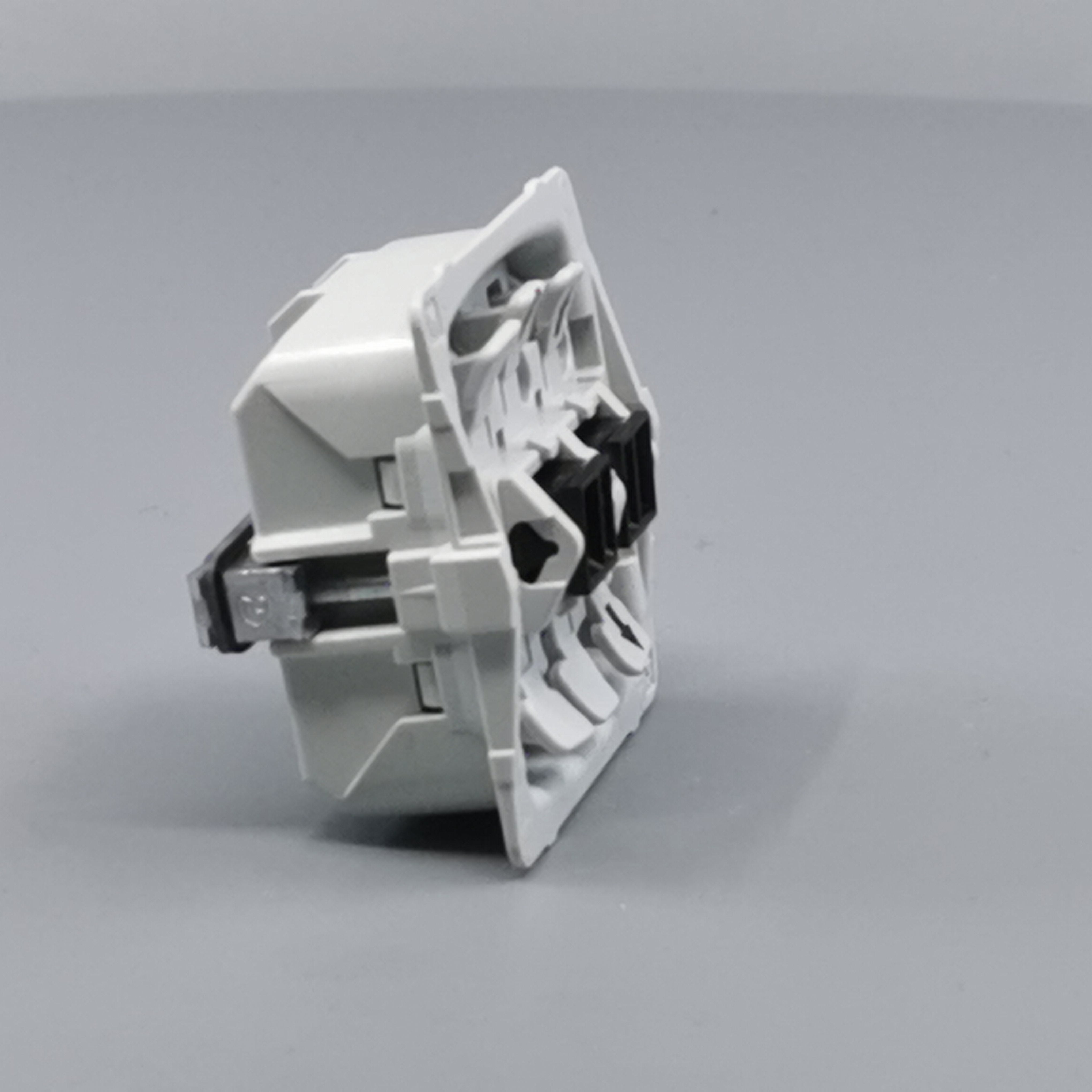 Fuga korrespondance afbryder 16A uden afdækning