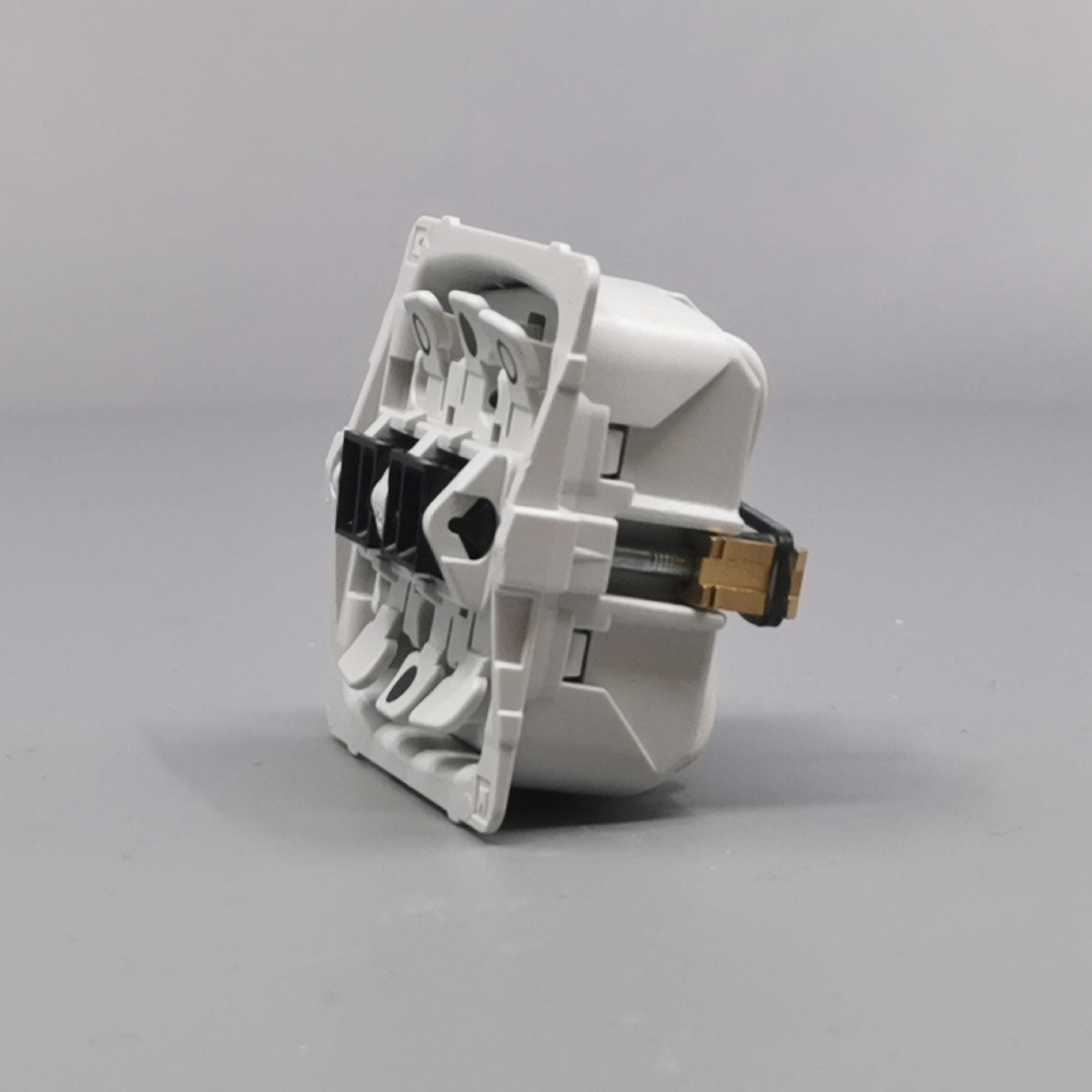 Fuga krydsningsafbryder 16A uden afdækning