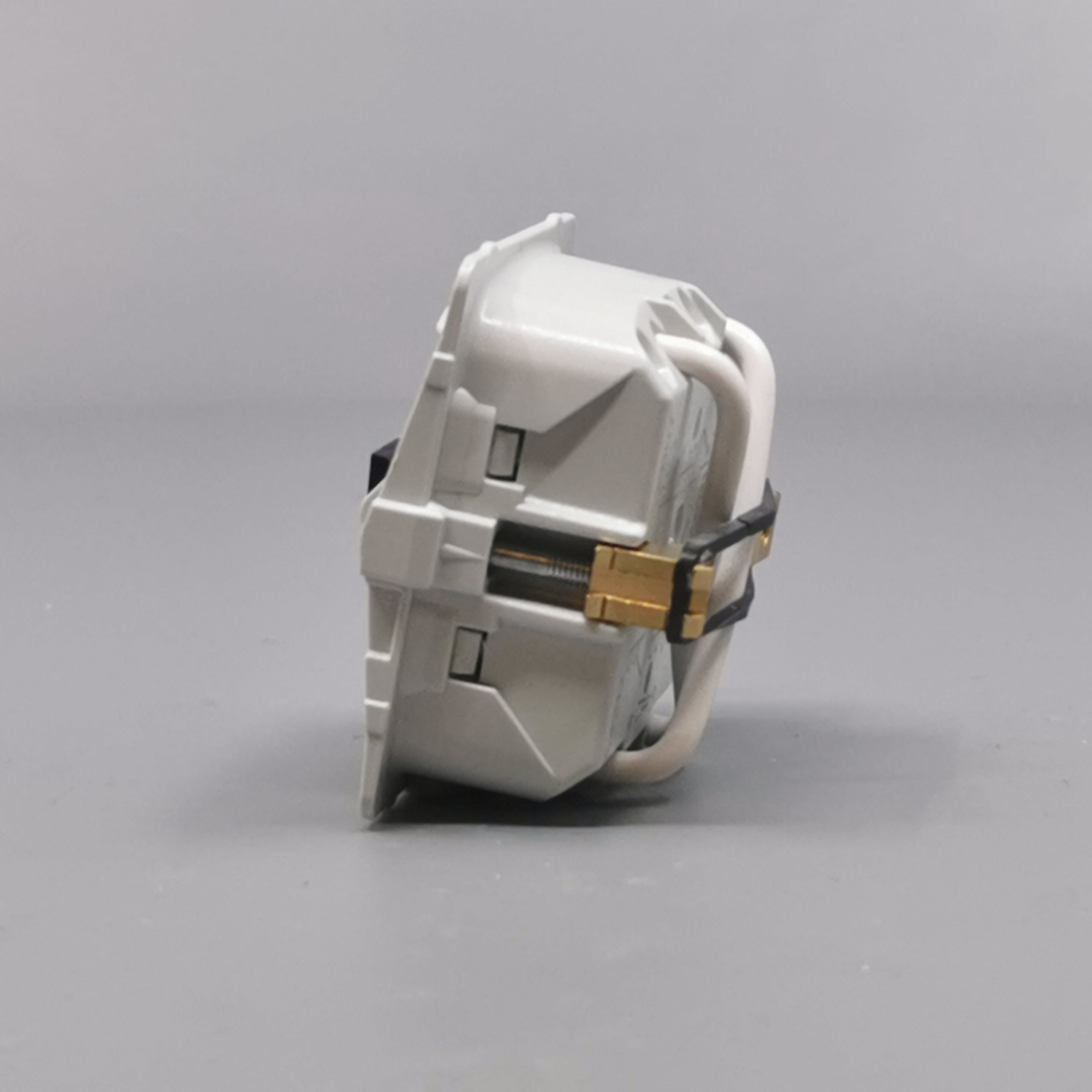 Fuga krydsningsafbryder 16A uden afdækning