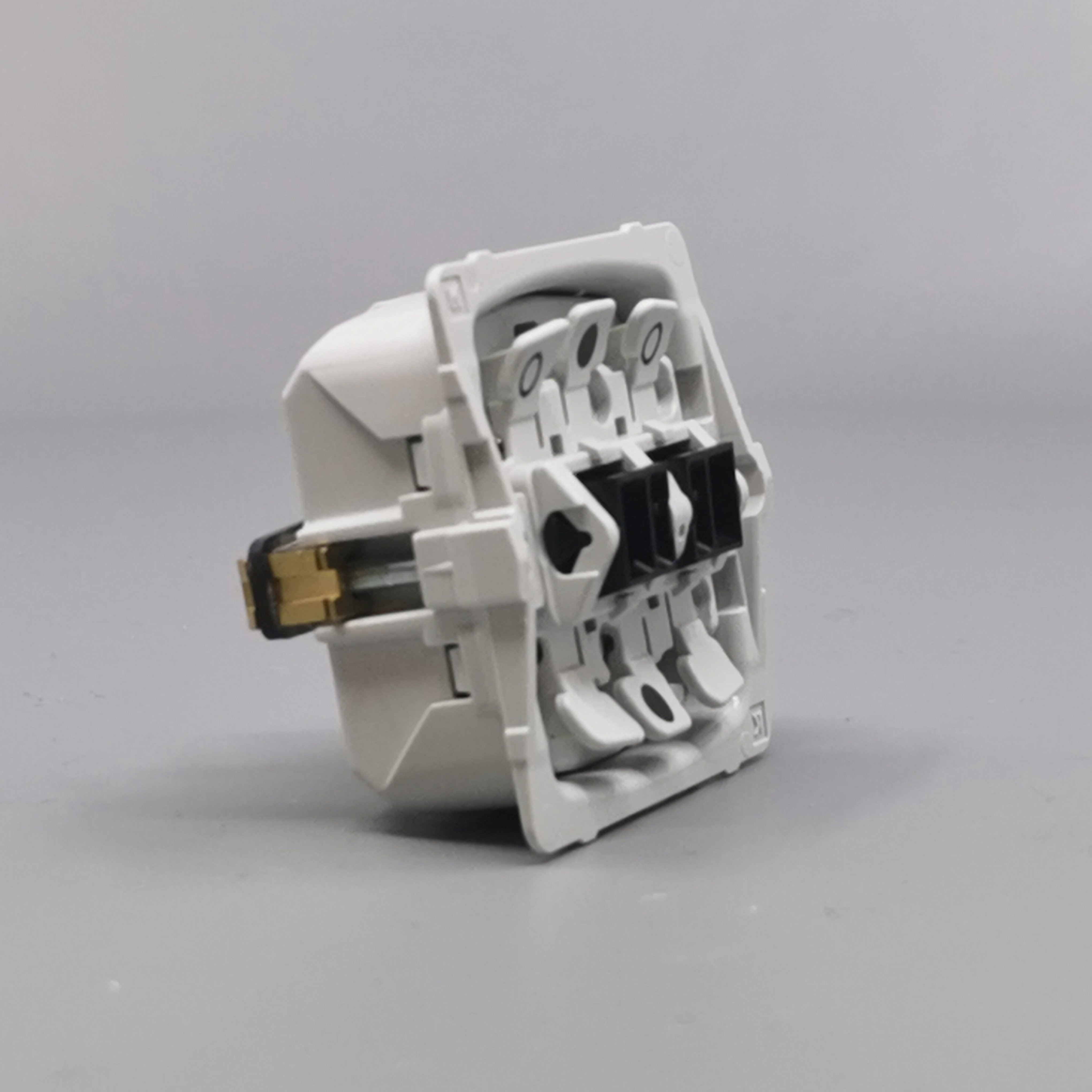 Fuga krydsningsafbryder 16A uden afdækning