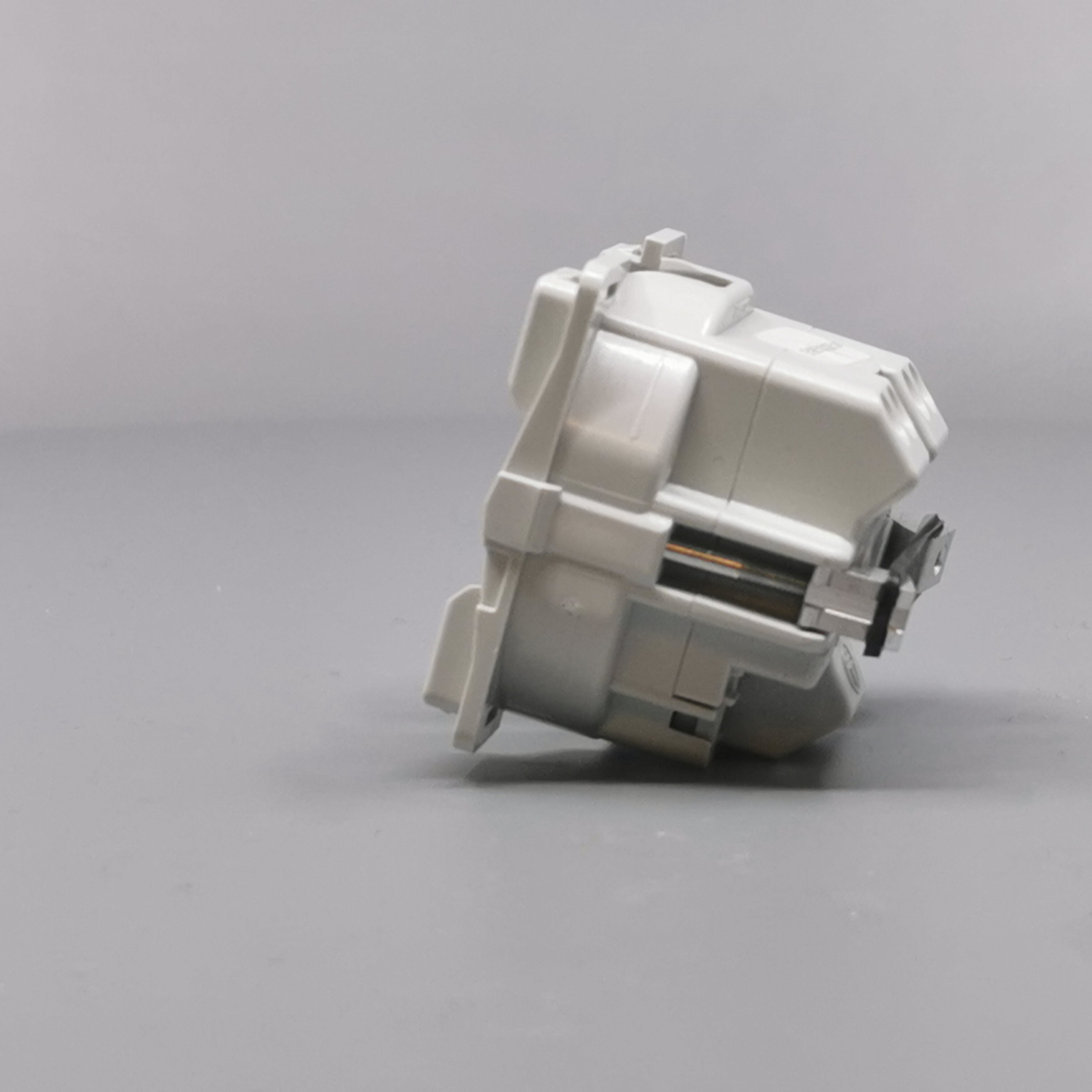 Fuga stikk. 2-pol med pindjord 1m uden afdækning