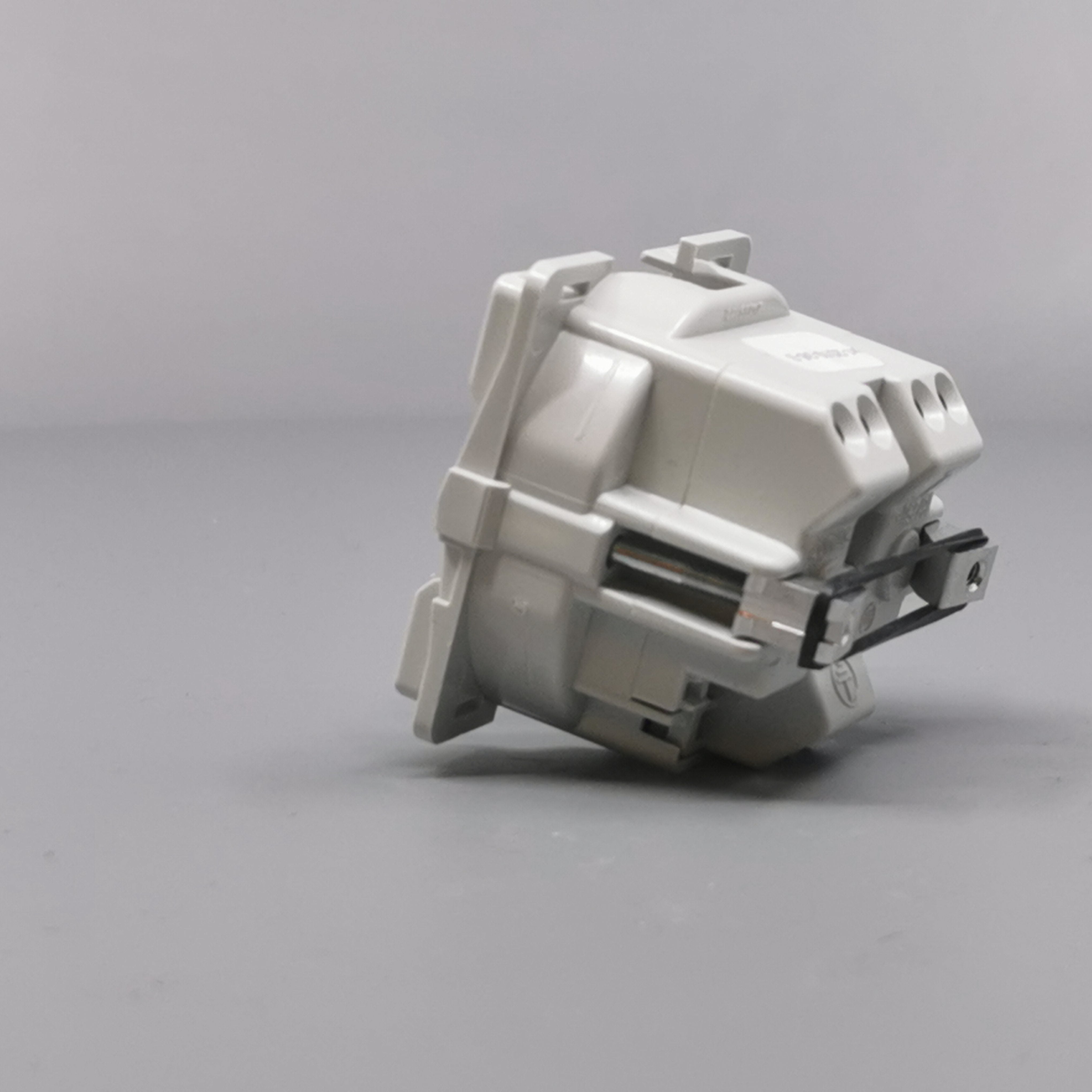 Fuga stikk. 2-pol med pindjord 1m uden afdækning